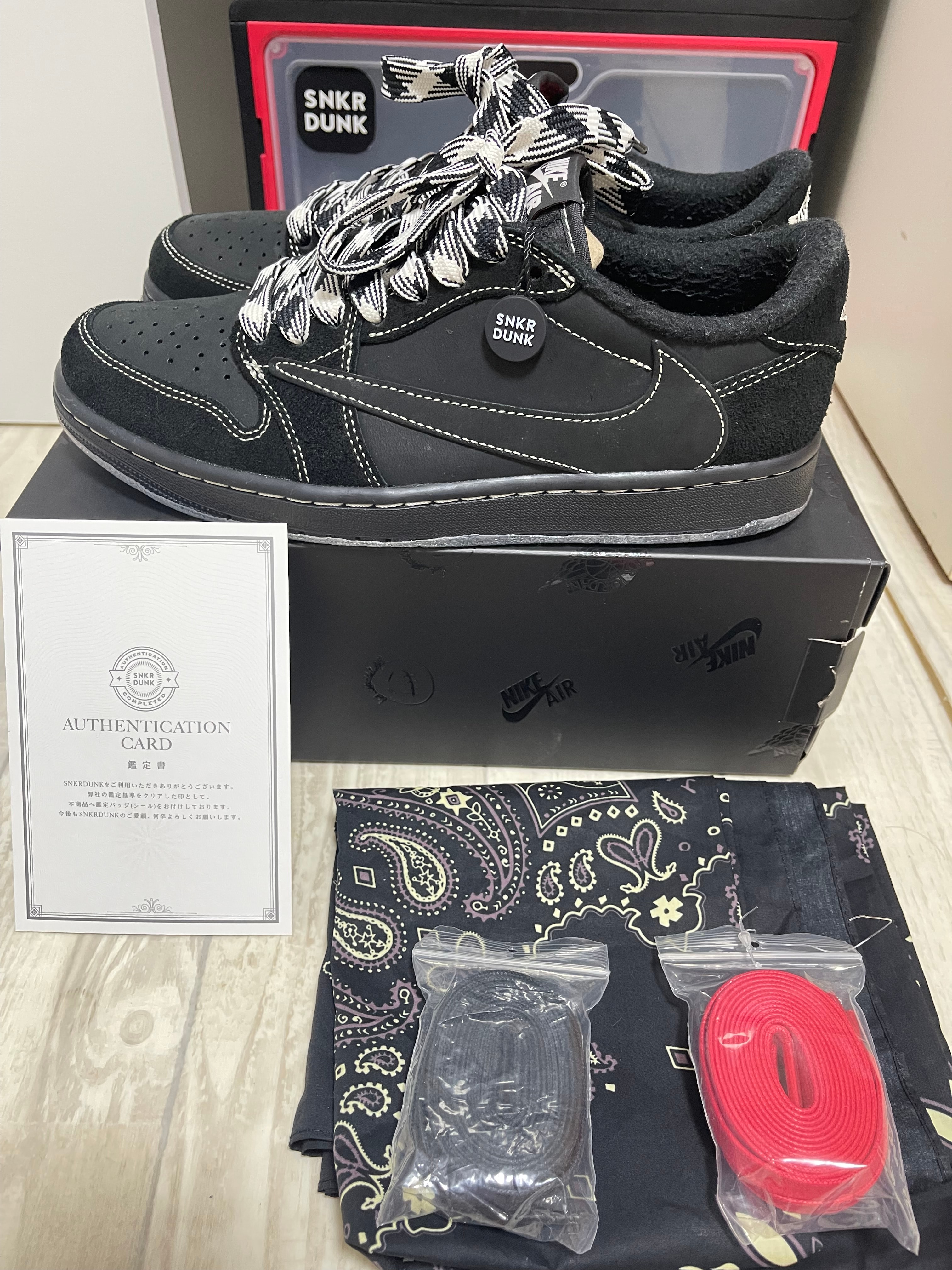 Travis Scott × Nike Air Jordan 1 Low OG SP "Black Phantom"