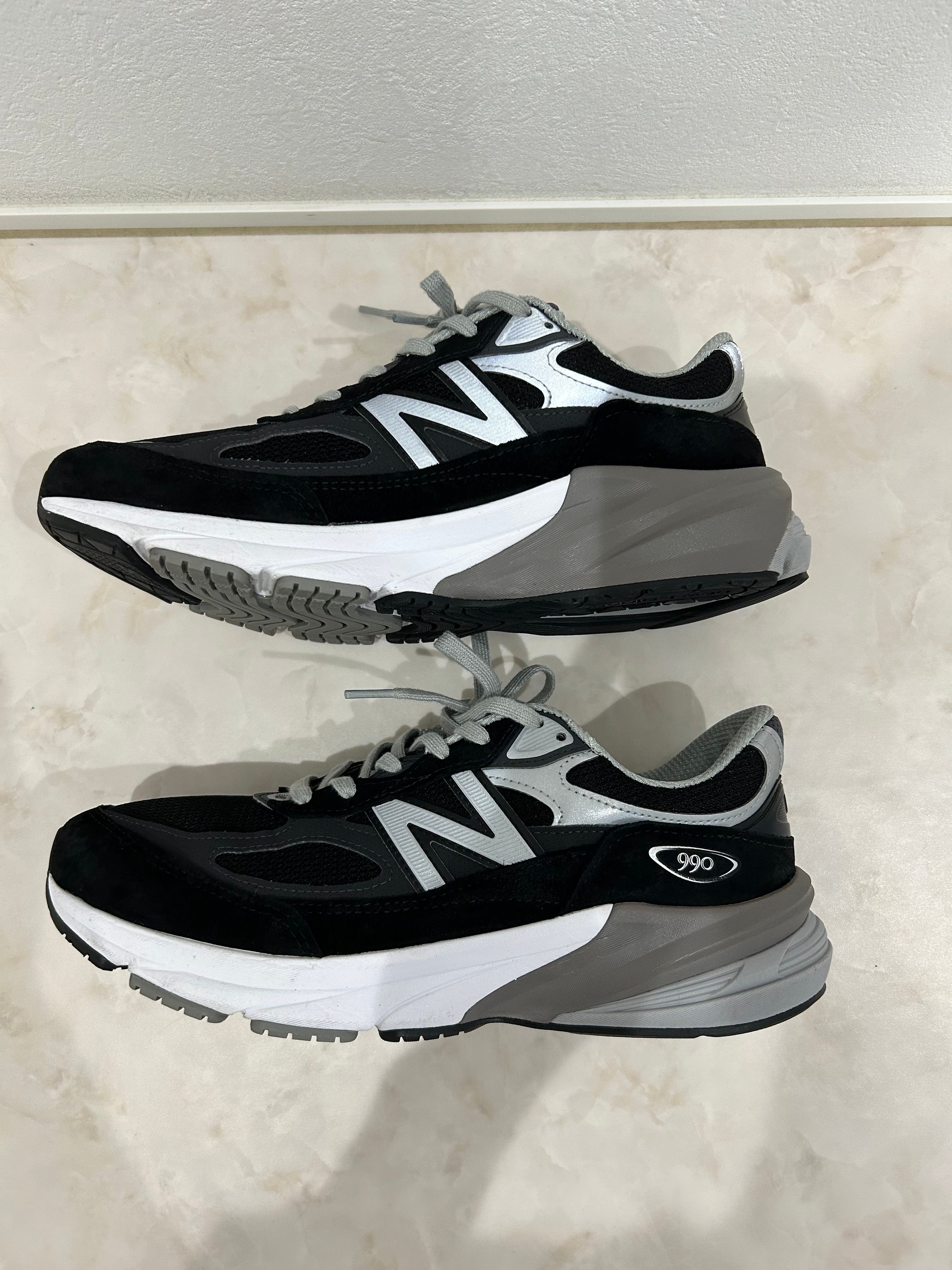 New Balance 990V6 "Black" (Heel NB Logo)