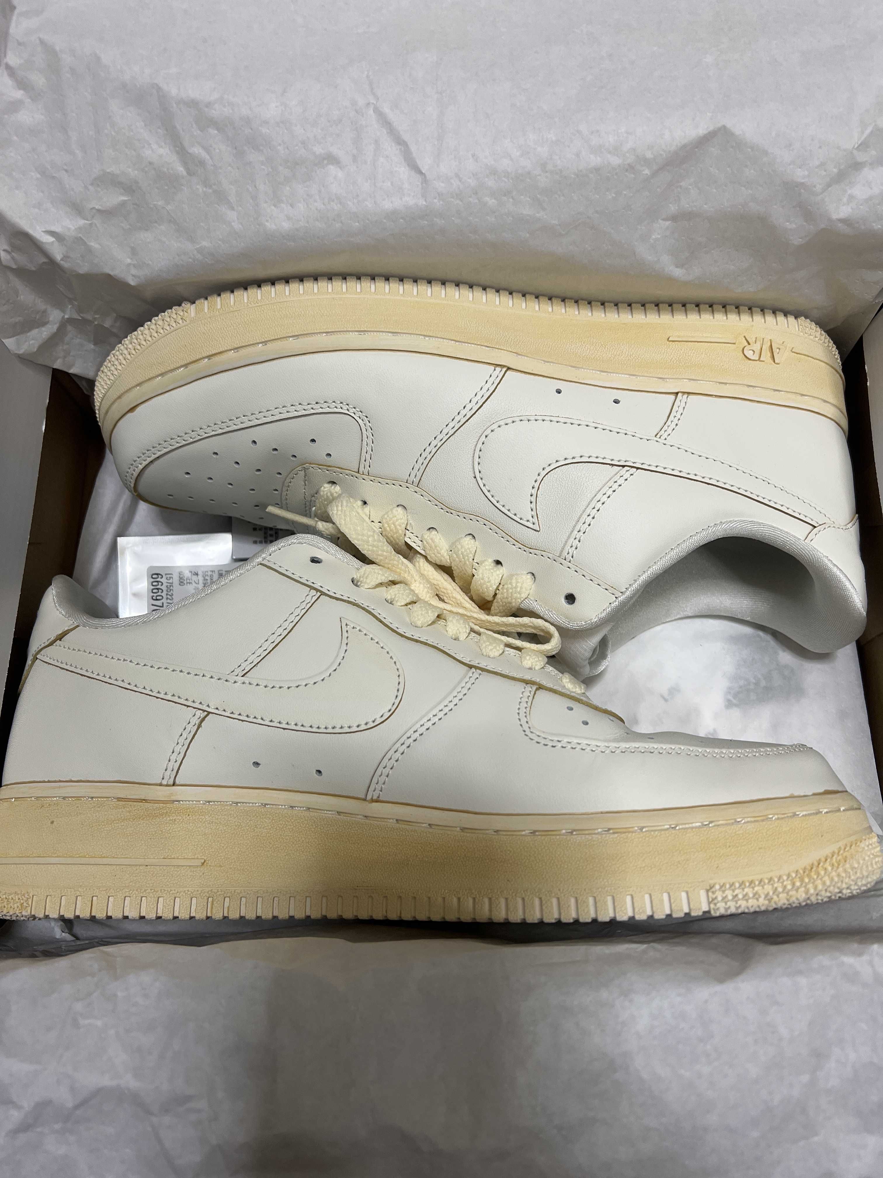 Nike Air Force 1 Low '07 LV8 "Made You Look"