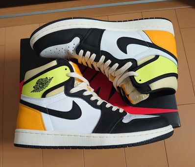 Nike Air Jordan 1 High OG "Volt Gold"