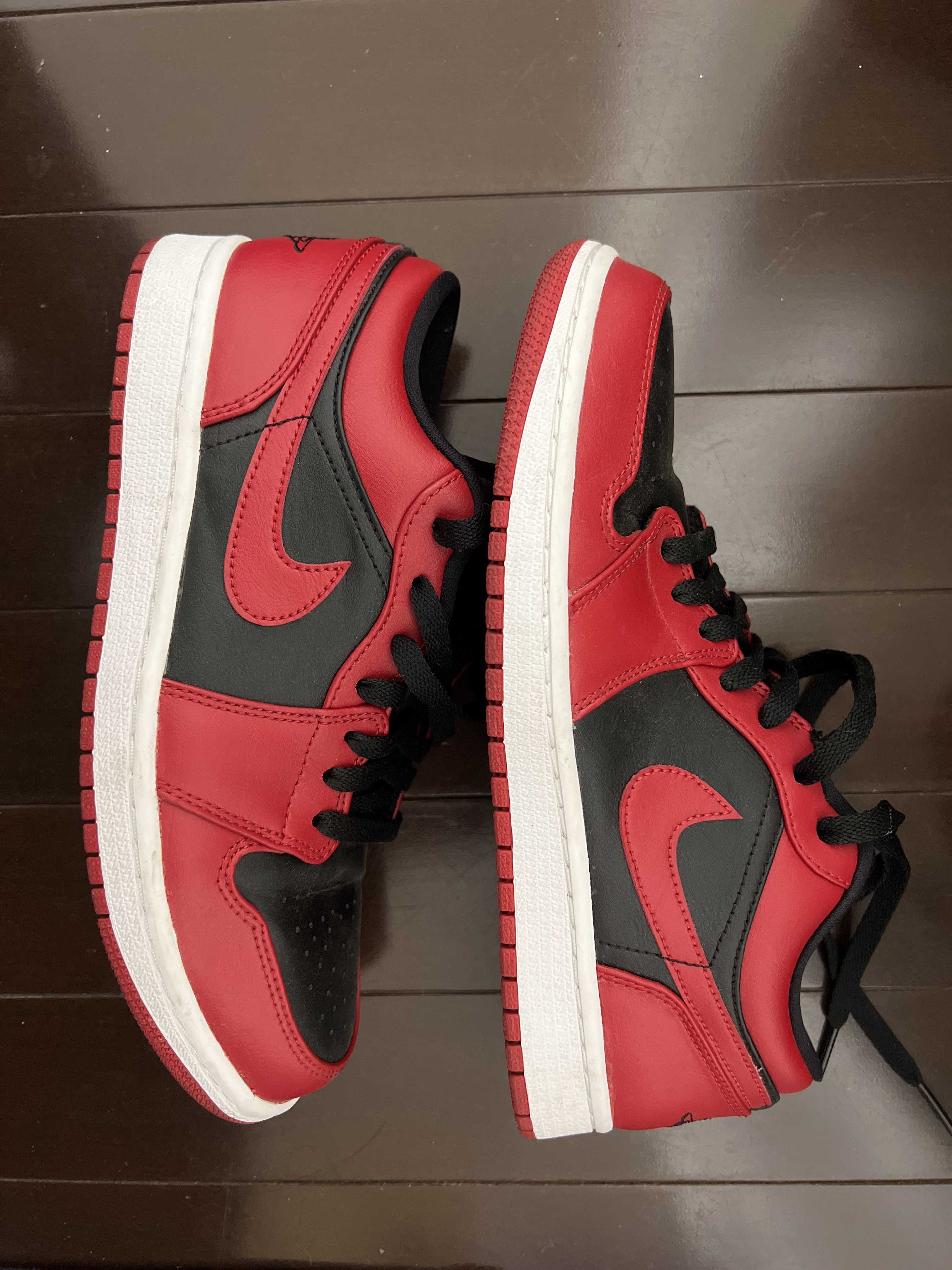 Nike Air Jordan 1 Low "Varsity Red"   
