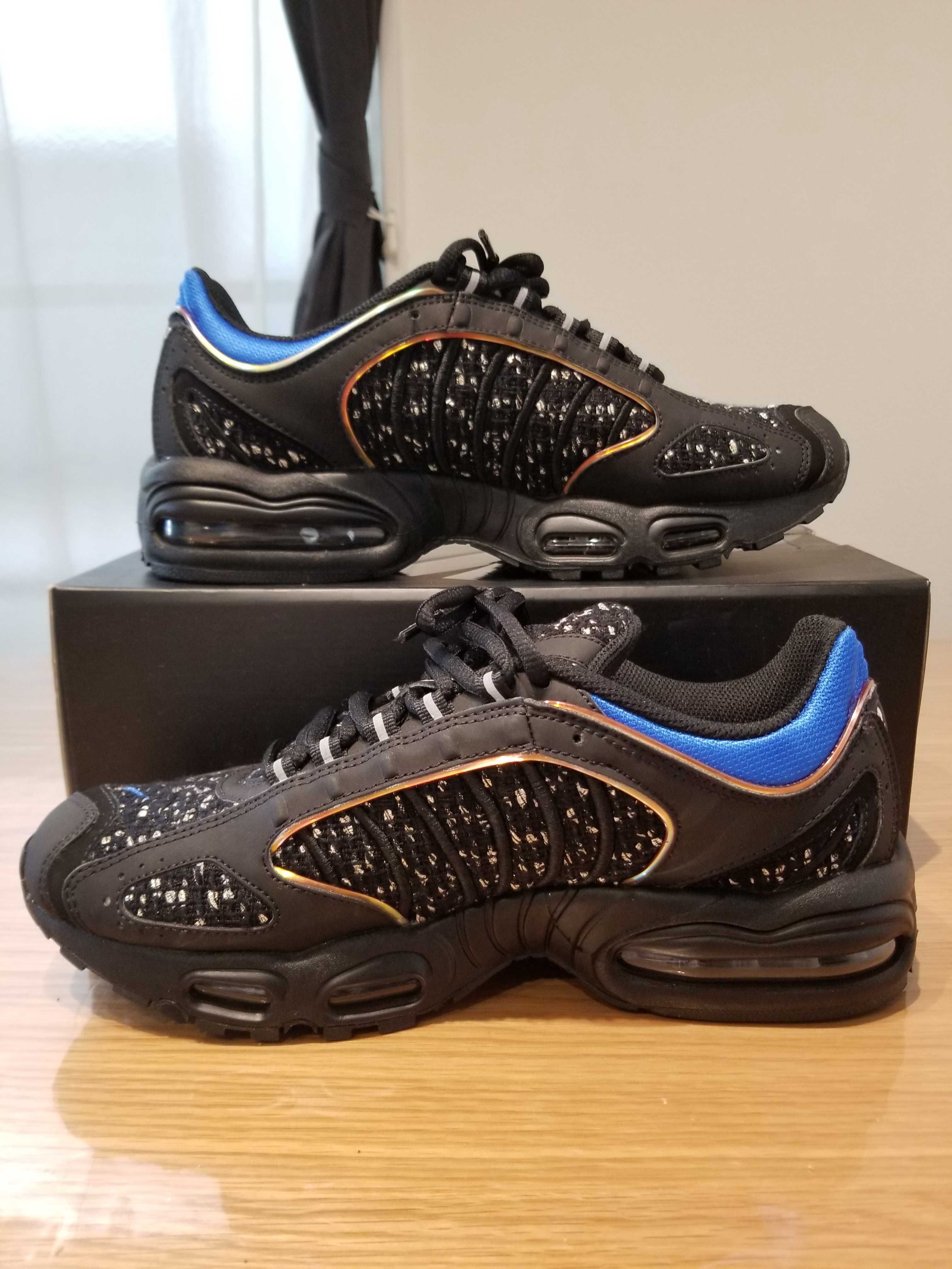 Supreme × Nike Air Max Tailwind 4 "Black"