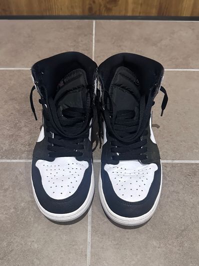 Nike Air Jordan 1 High OG "Bleached Coral"