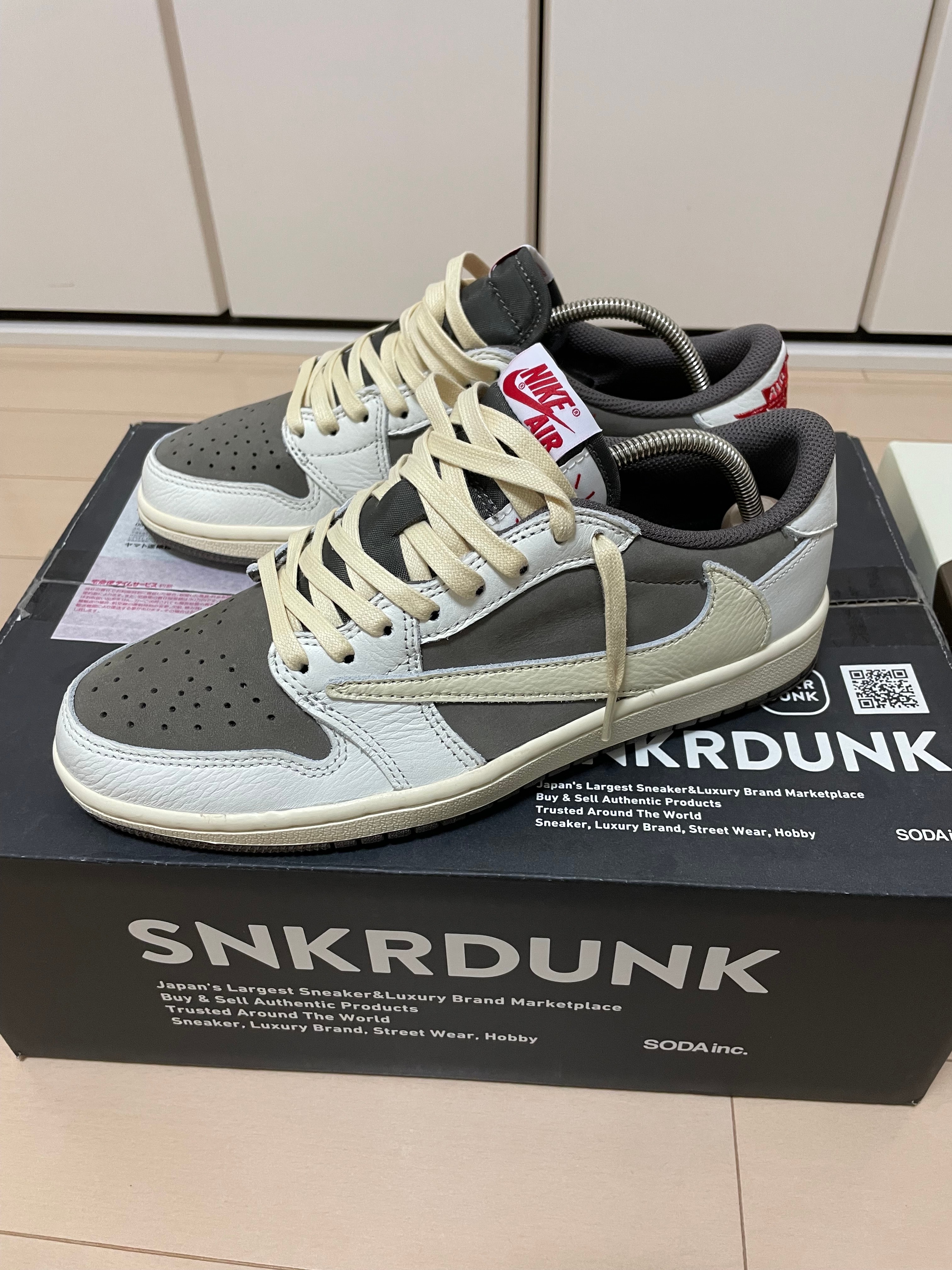 Travis Scott × Nike Air Jordan 1 Low OG SP "Reverse Mocha/Sail and Ridgerock"