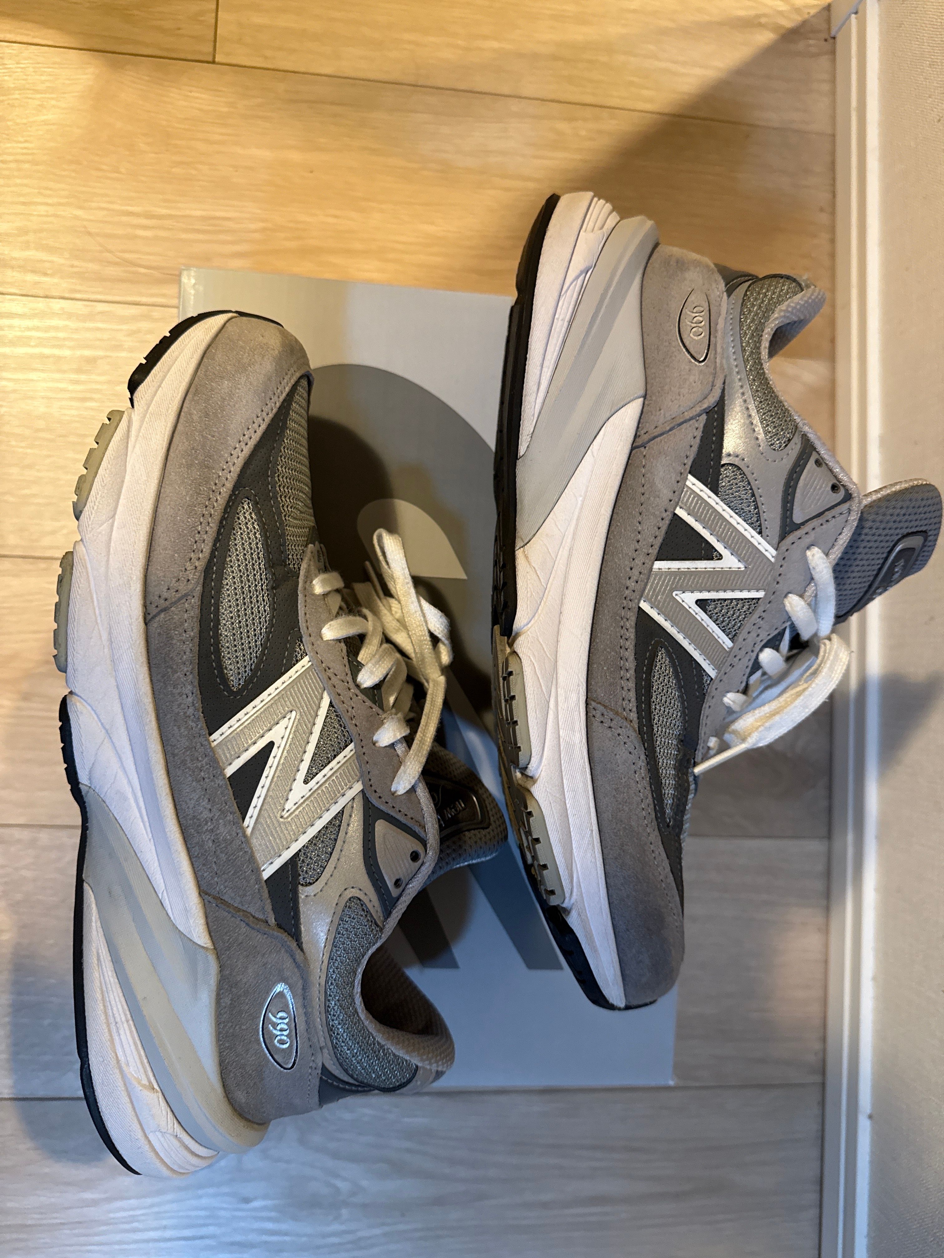 New Balance 990V6 "Gray" (Heel Logo NB)