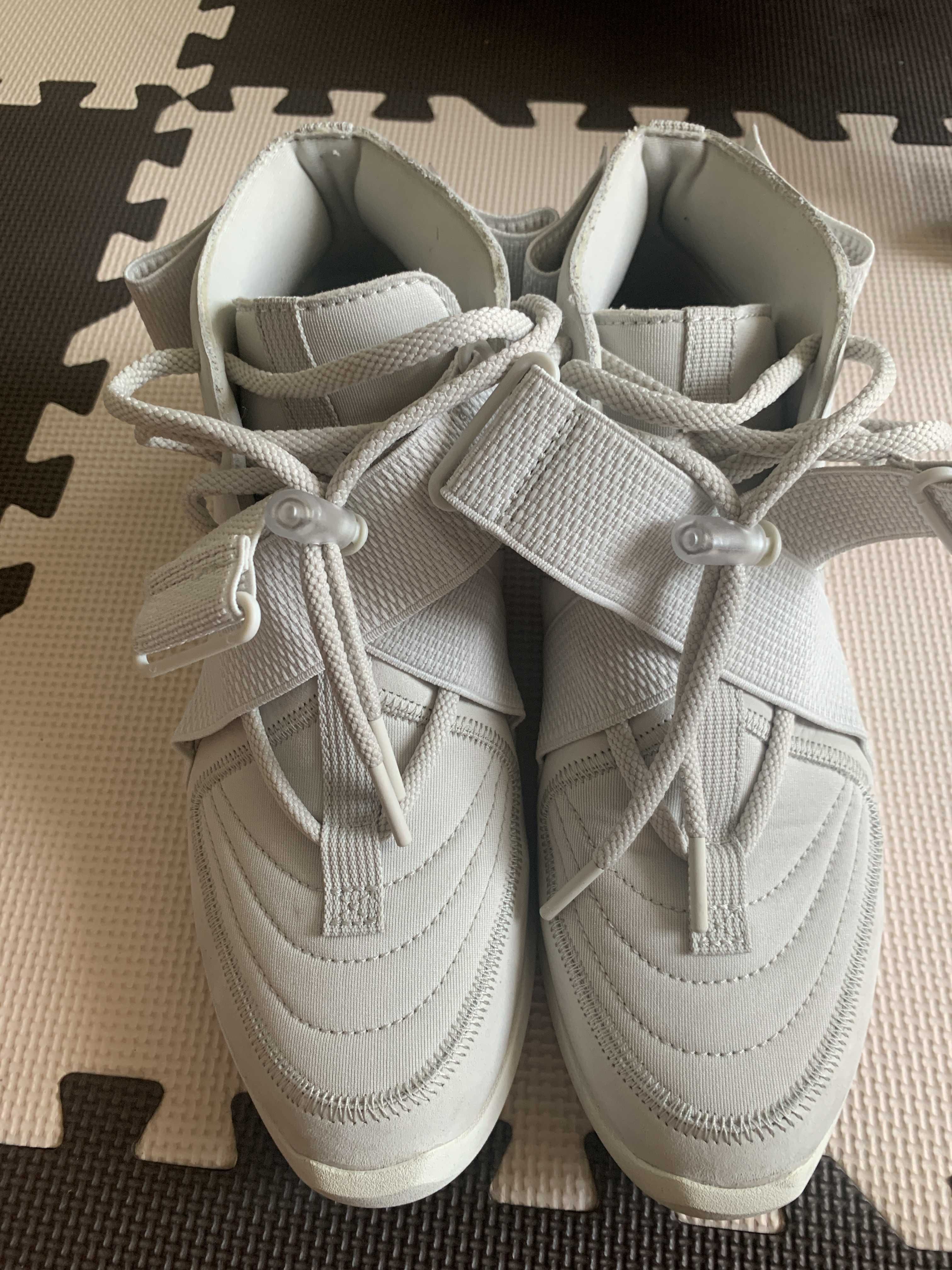 Fear Of God × Nike Air  Raid "Light Bone"