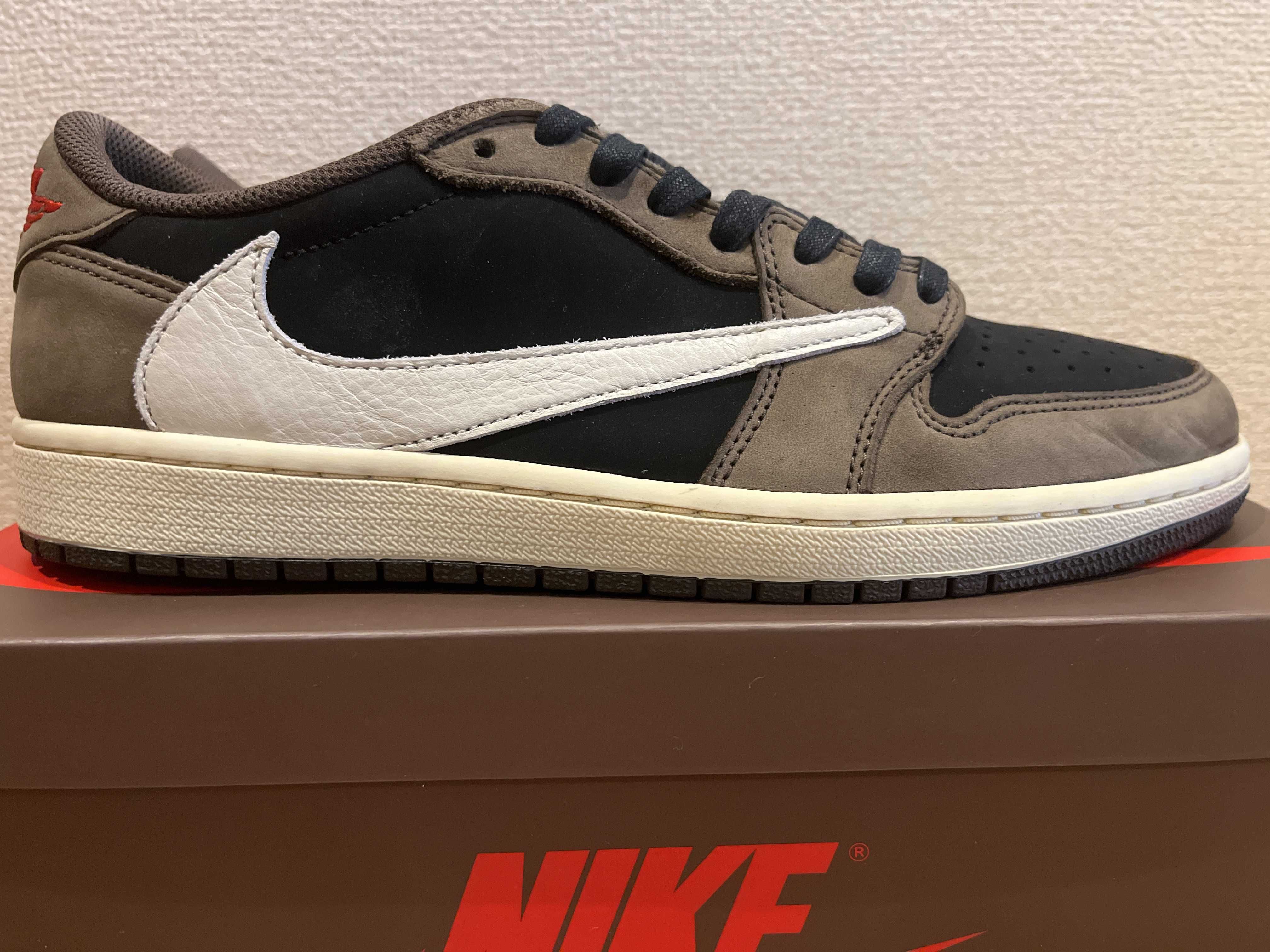 Travis Scott × Nike Air Jordan 1 Low OG SP-T "Black/Dark Mocha"