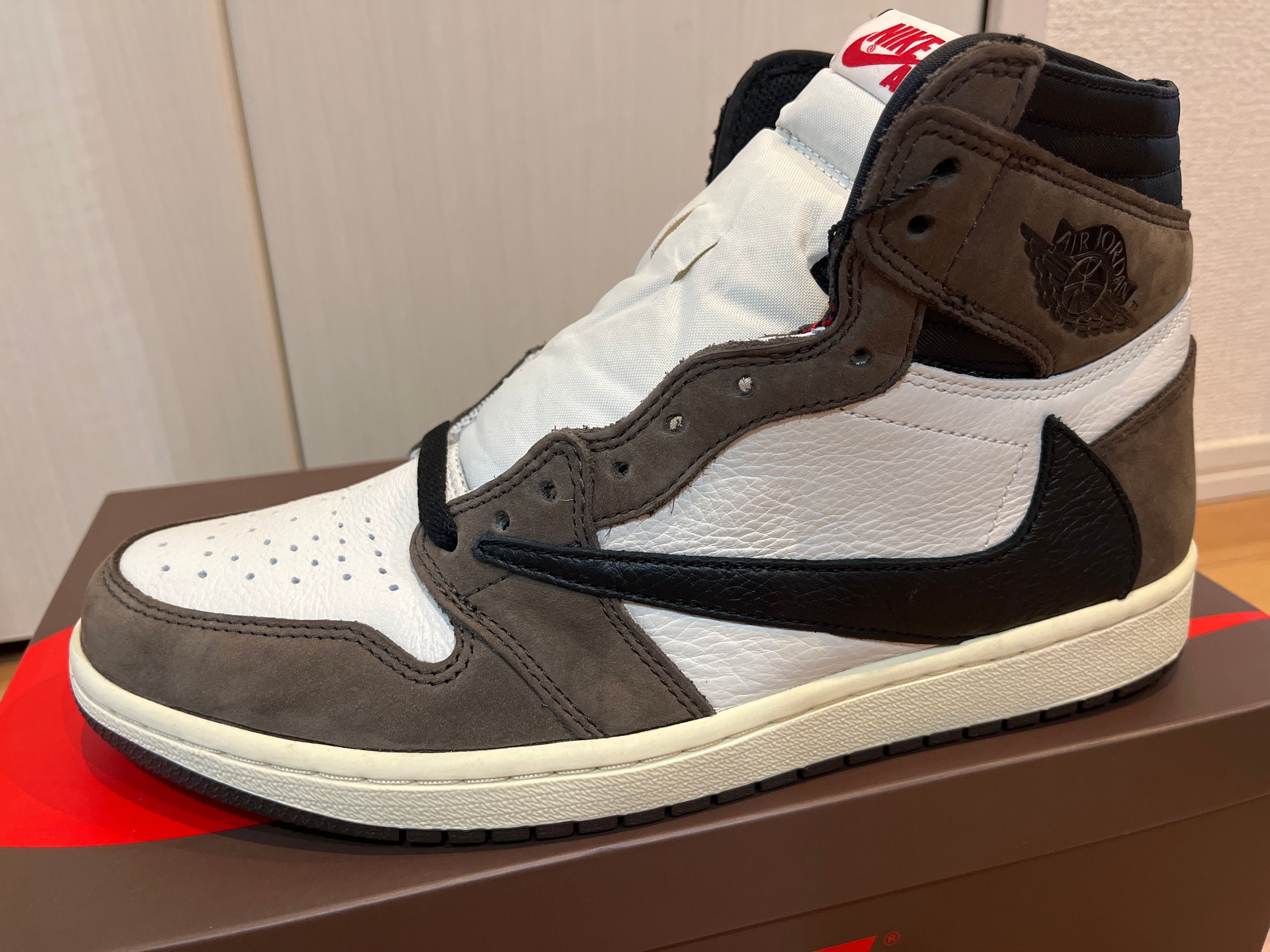 Travis Scott × Nike Air Jordan 1 Retro High OG TS SP "Sail/Dark Mocha"
