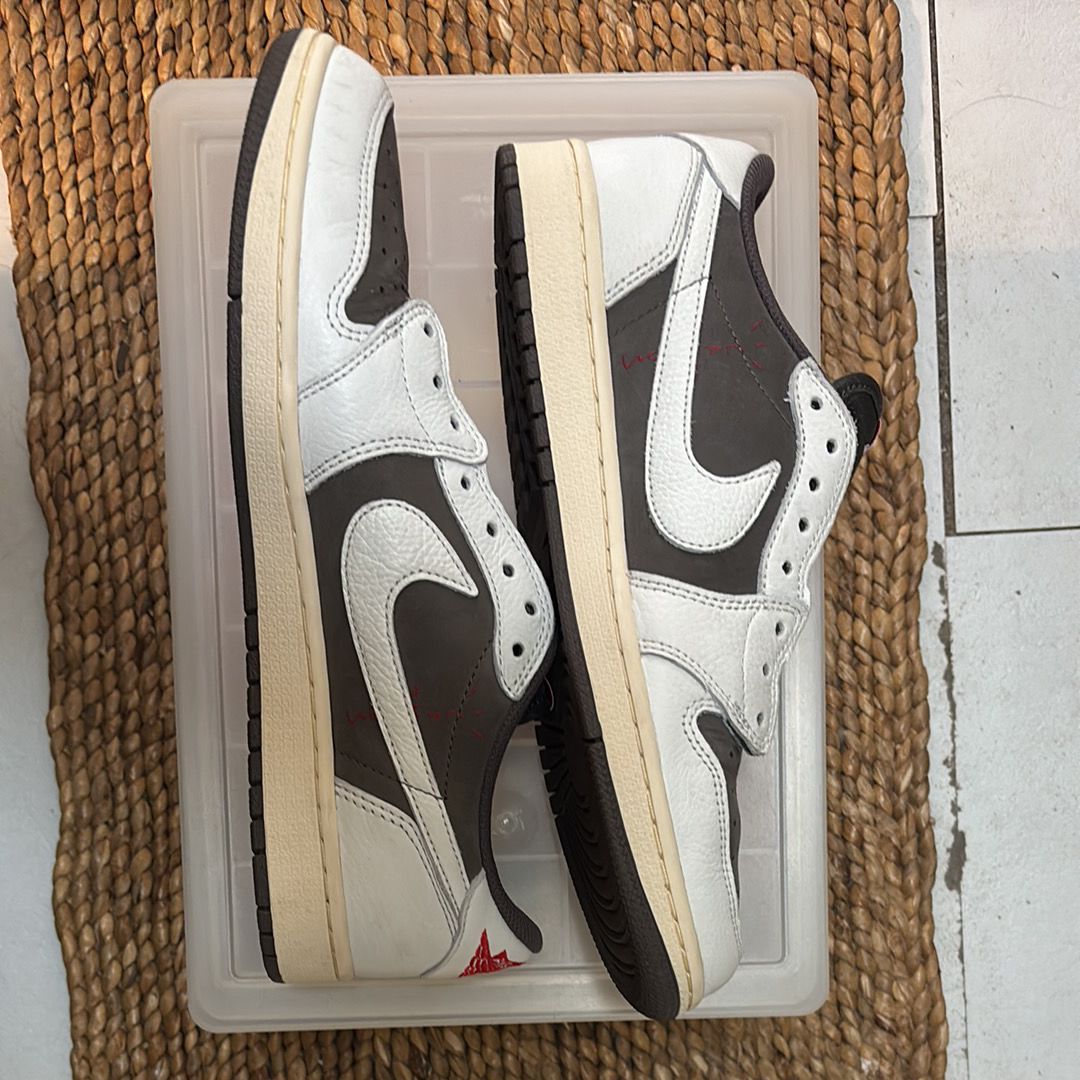 Travis Scott × Nike Air Jordan 1 Low OG SP "Reverse Mocha/Sail and Ridgerock"