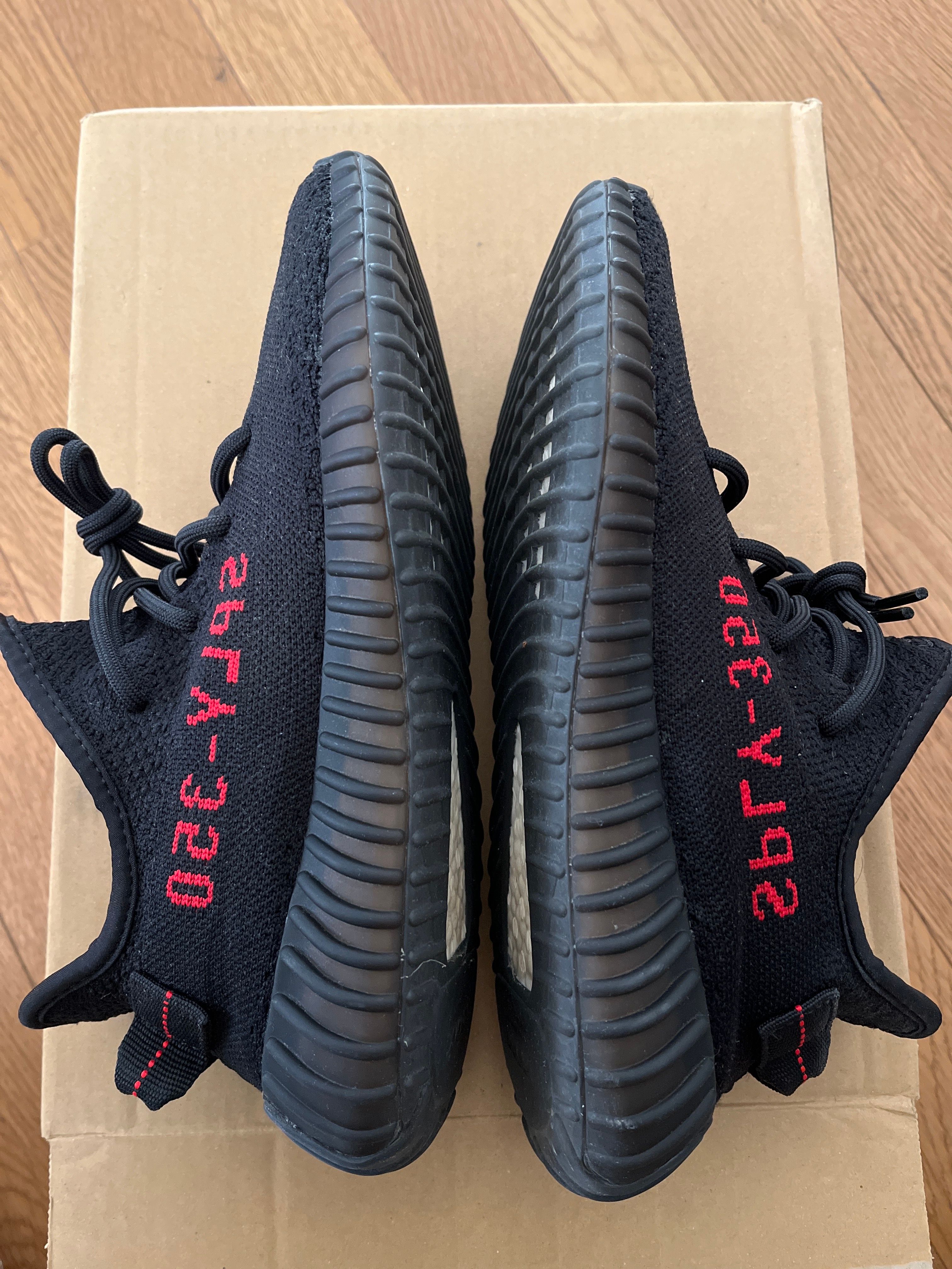 adidas YEEZY Boost 350 V2 "Core Black/Red" (2020)