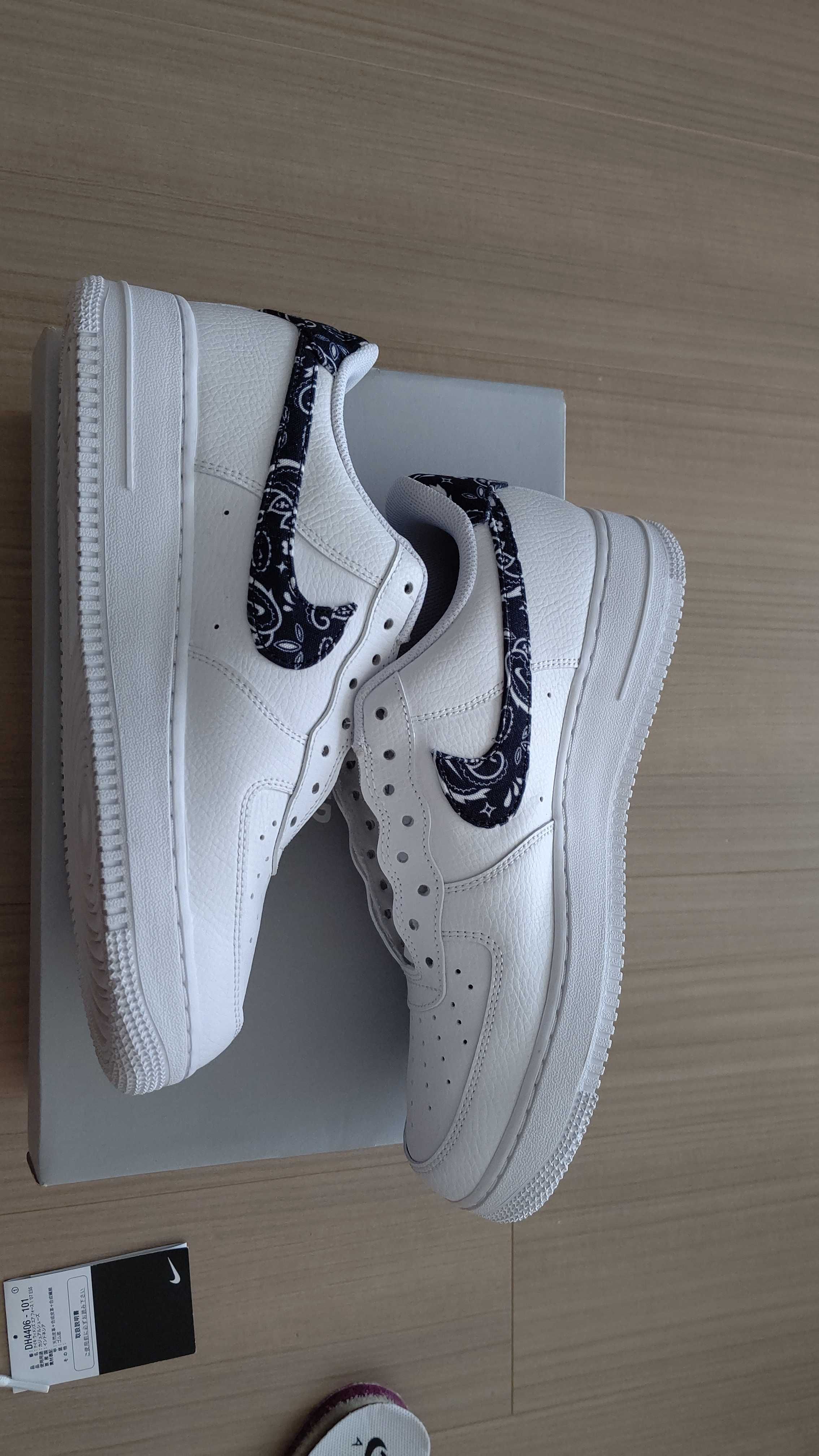 Nike Women's Air Force 1 Low '07 Essential "Black Paisley"