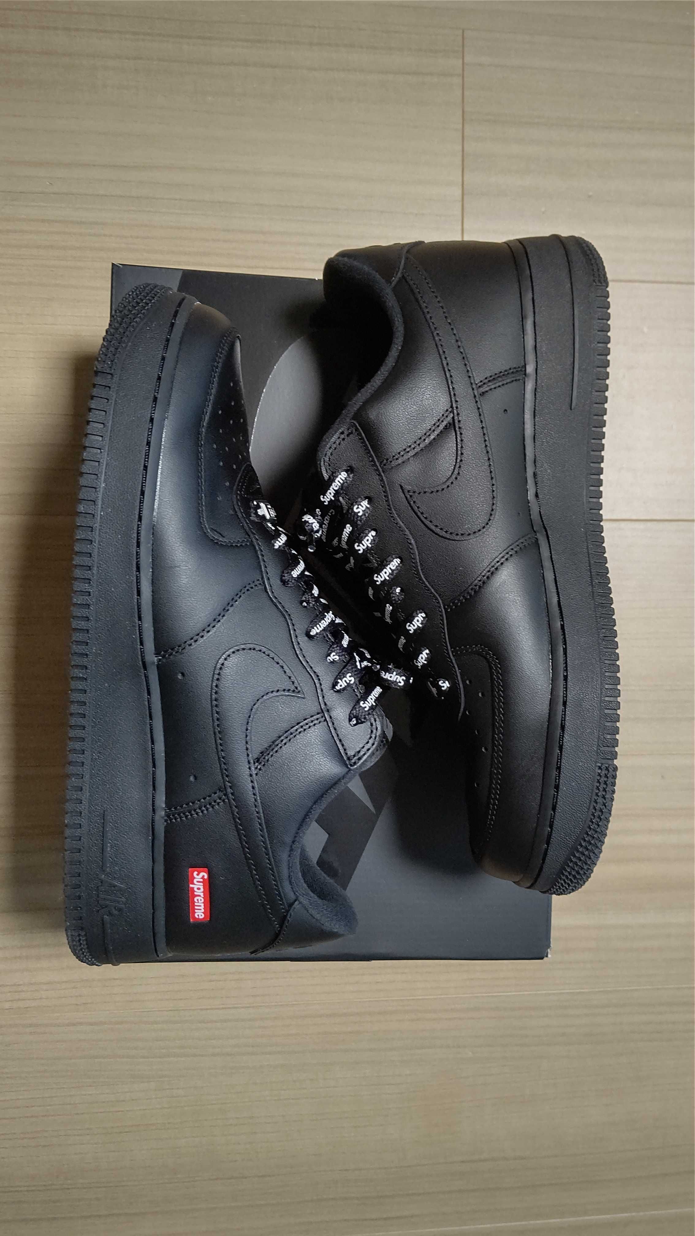 Supreme × Nike Air Force 1 Low "Black"