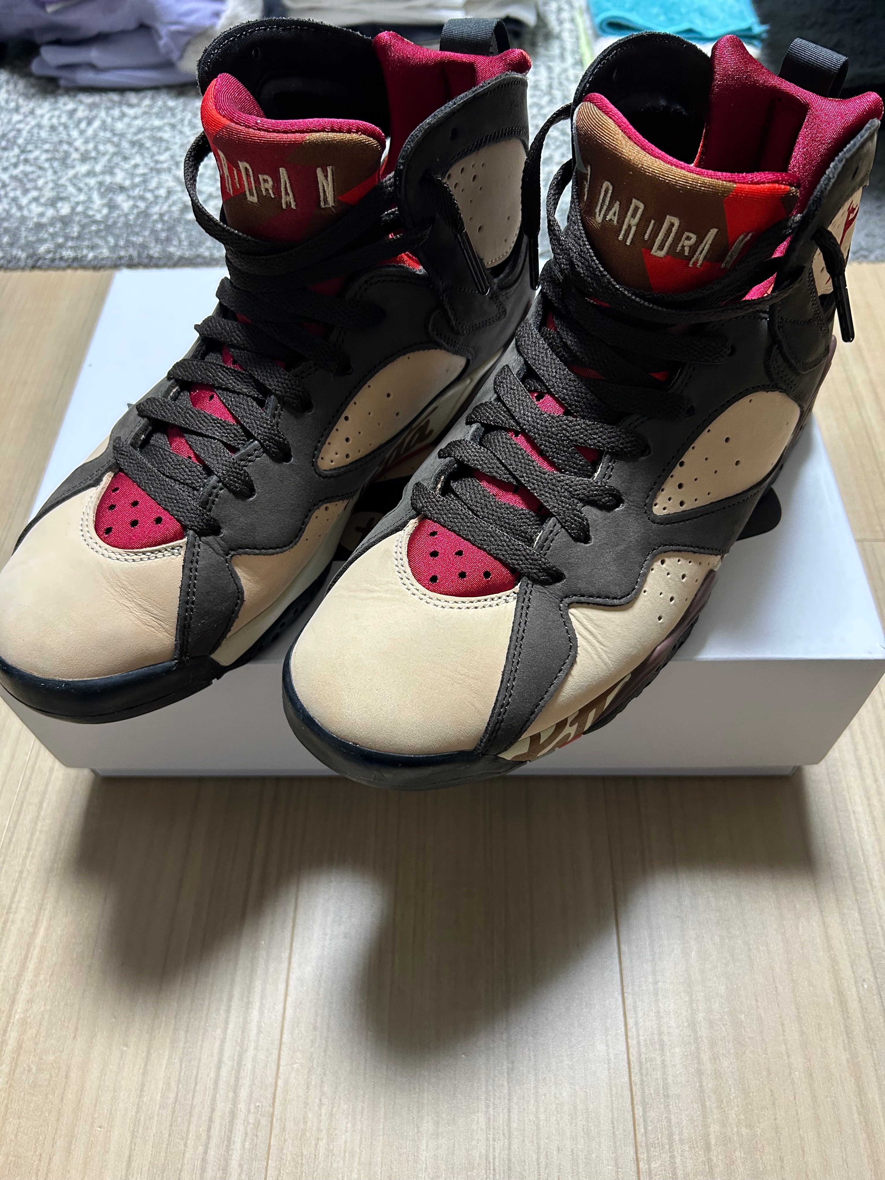 パタ × ナイキ エアジョーダン7 OG "ブラウン"