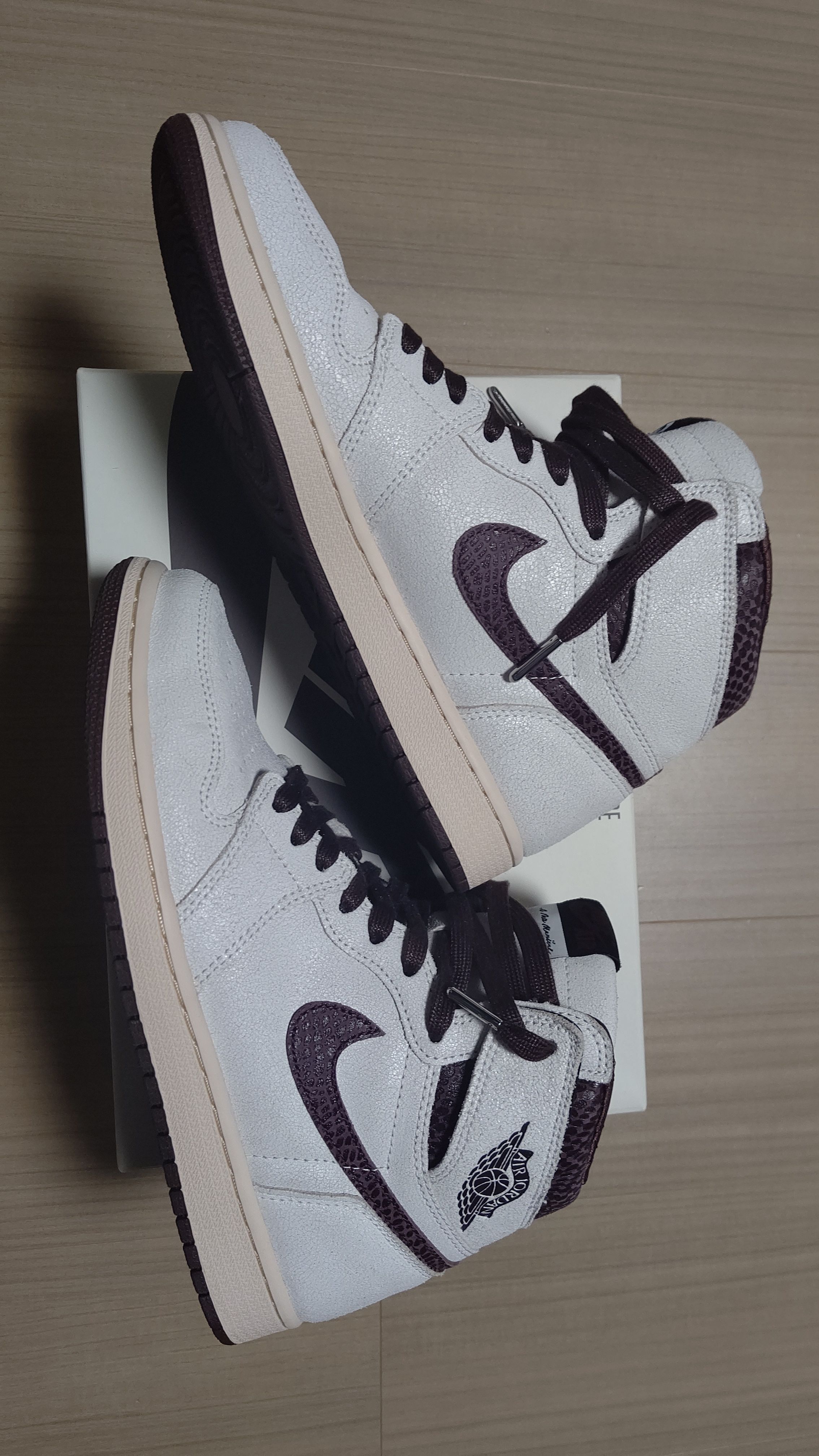 A Ma Maniere × Nike Air Jordan 1 Retro High OG "Sail and Burgundy"