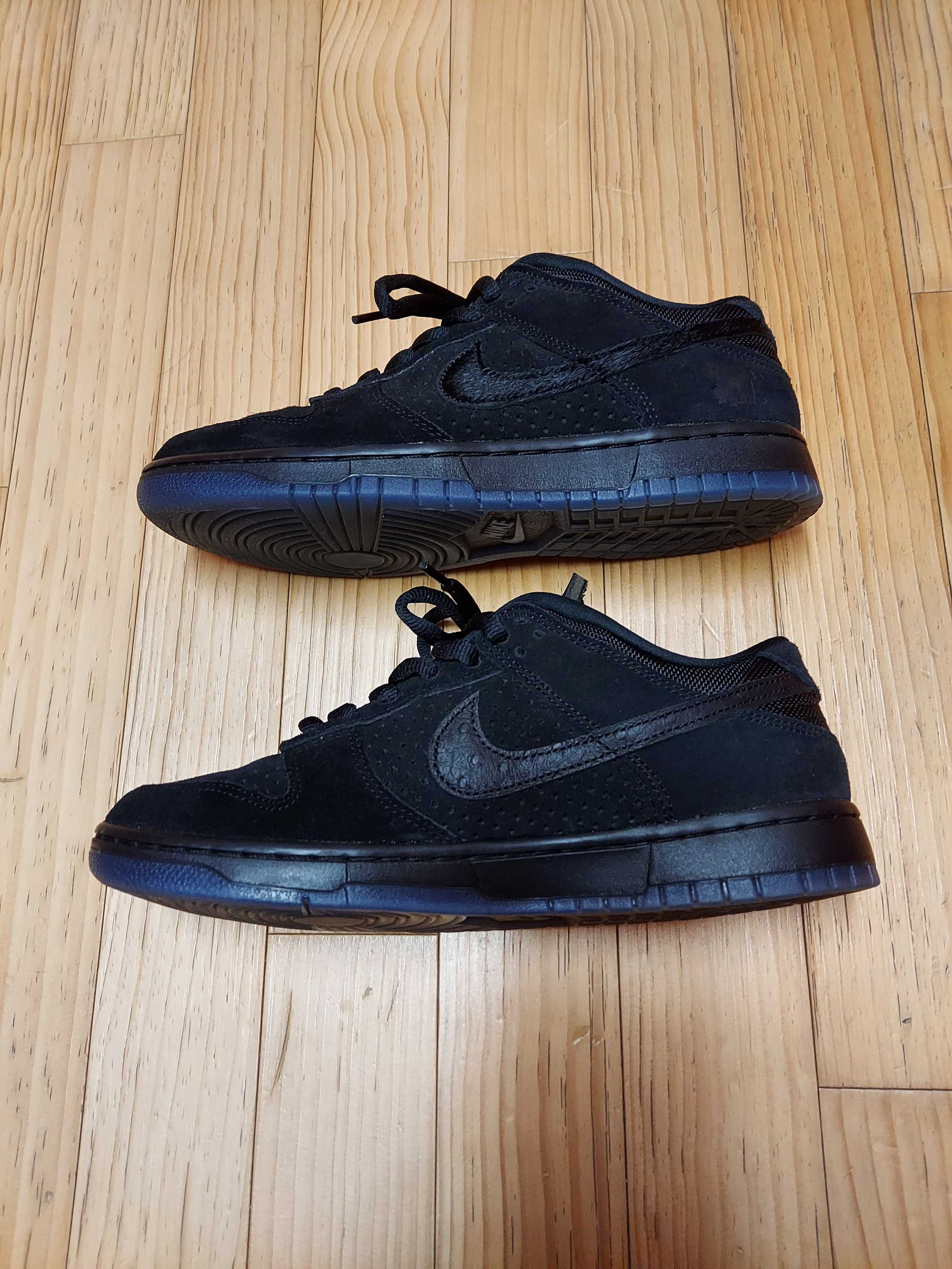 UNDEFEATED × Nike Dunk Low SP "5 ON IT"