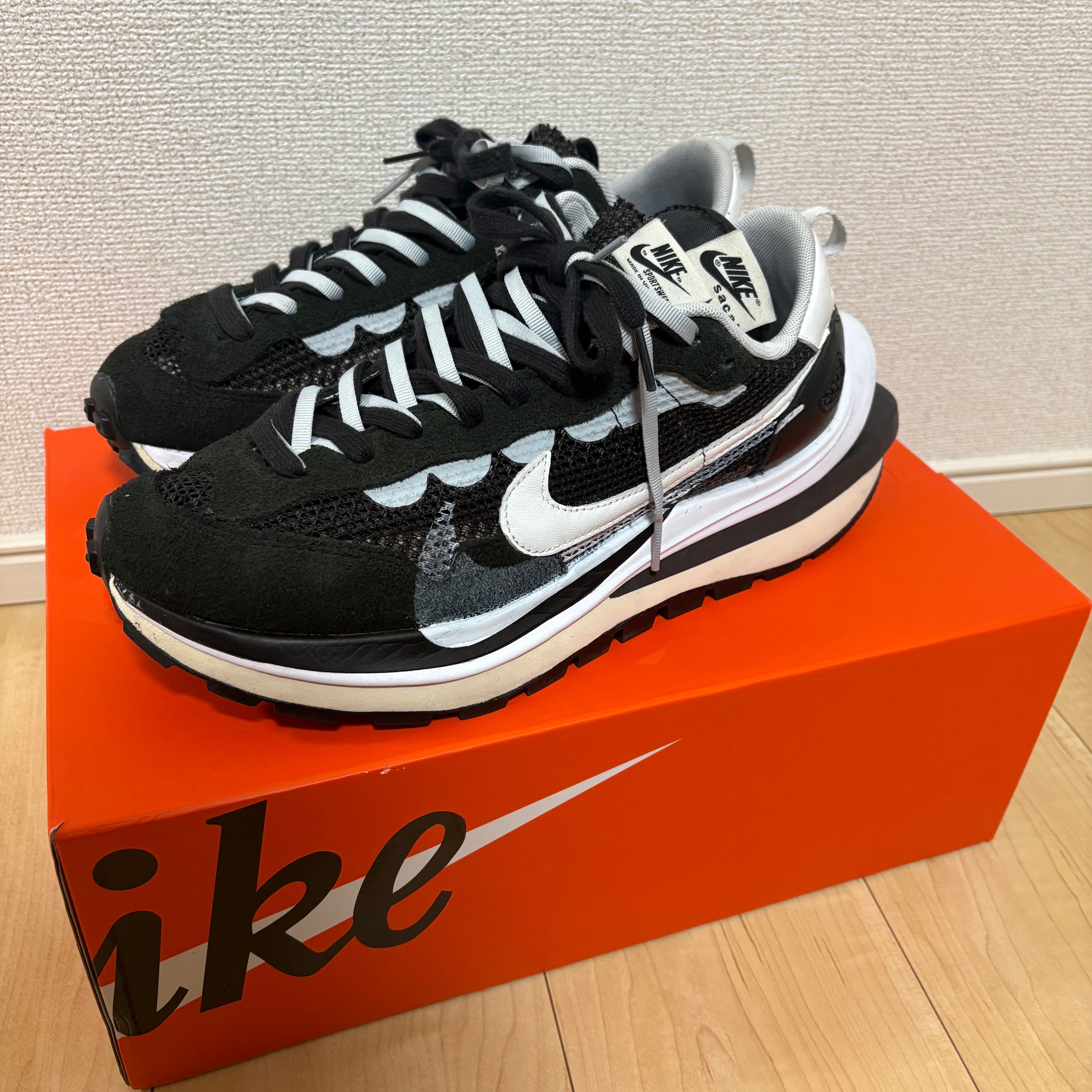 sacai × Nike Vapor Waffle "Black and White"