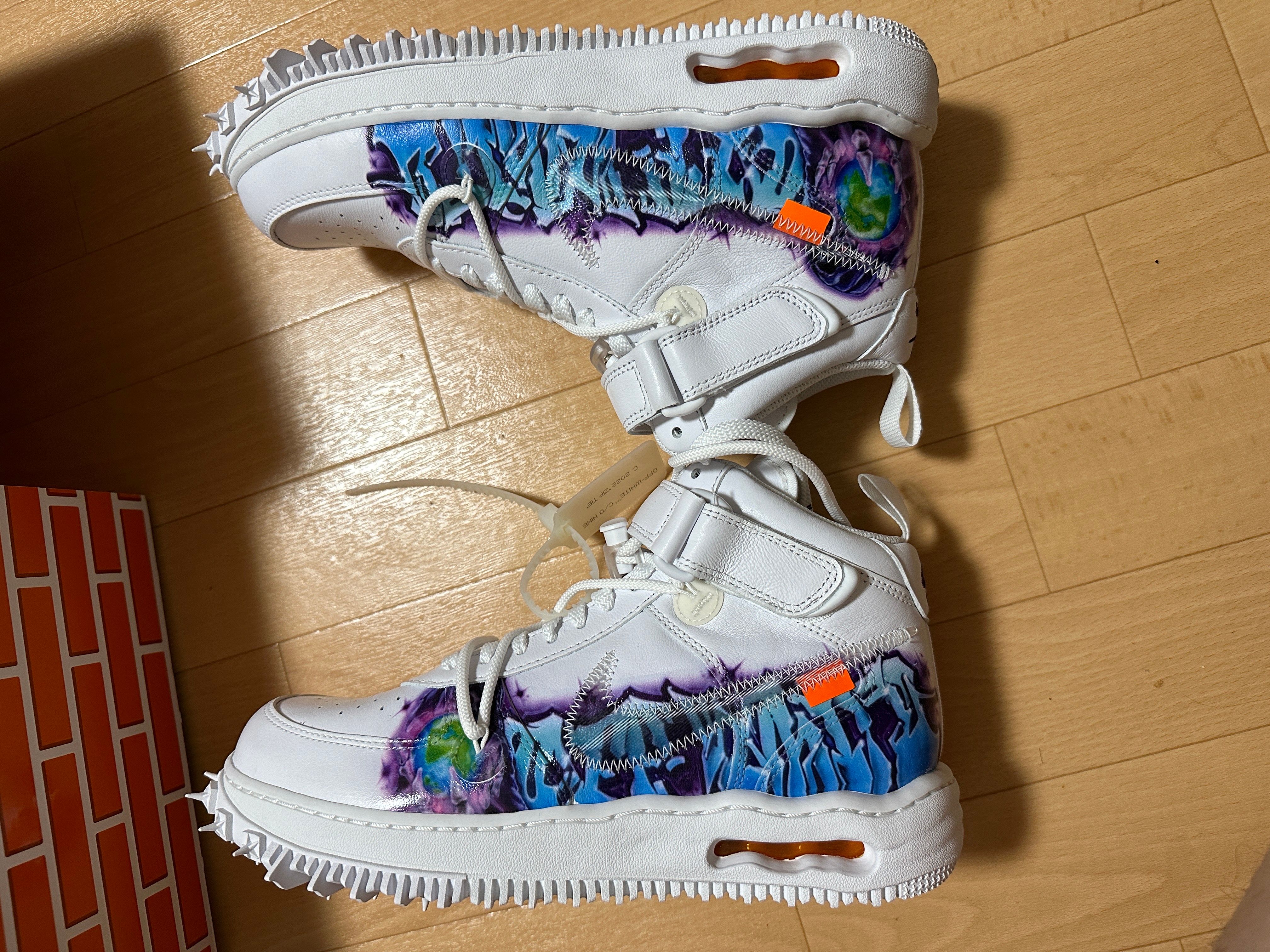 Off-White × Nike Air Force 1 Mid "Graffiti"