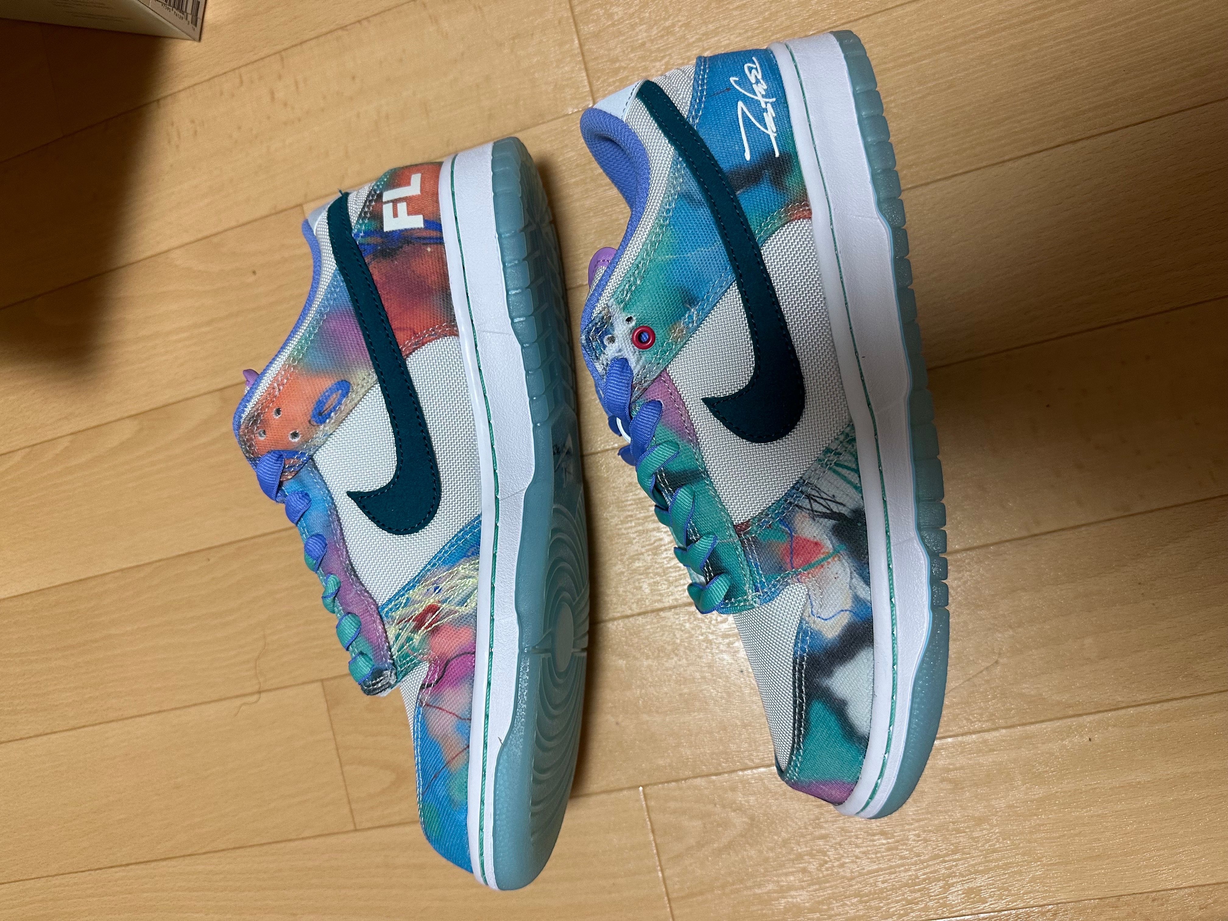 Futura × Nike SB Dunk Low "White and Geode Teal"