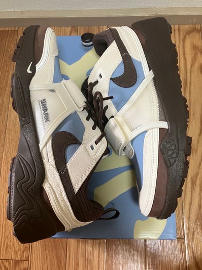 Travis Scott × Nike Zoom Field Jaxx "Pale Ivory and Leche Blue"