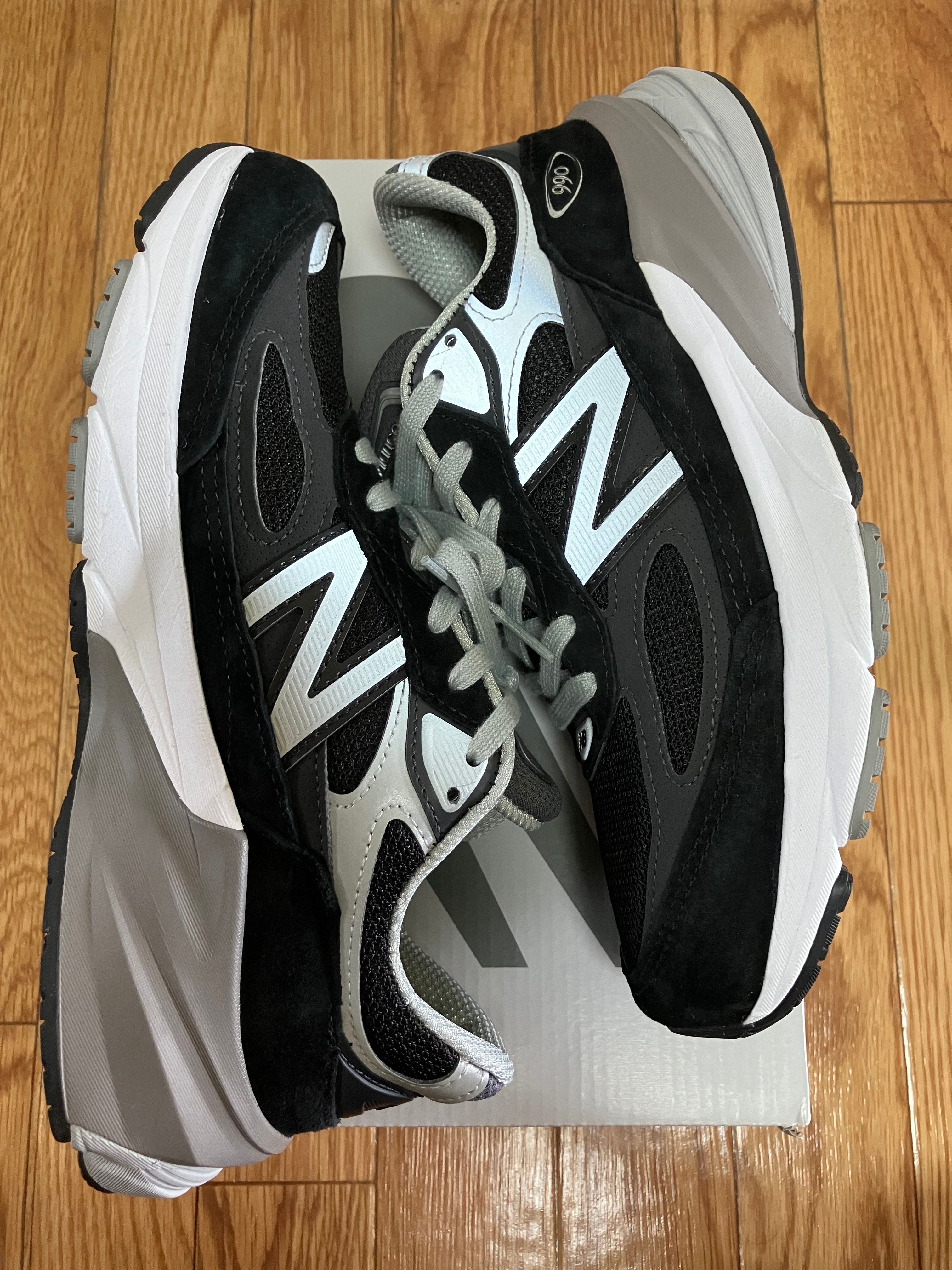 New Balance 990V6 "Black" (Heel NB Logo)