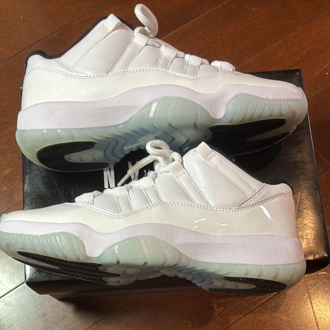 Nike Air Jordan 11 Low "Legend Blue"