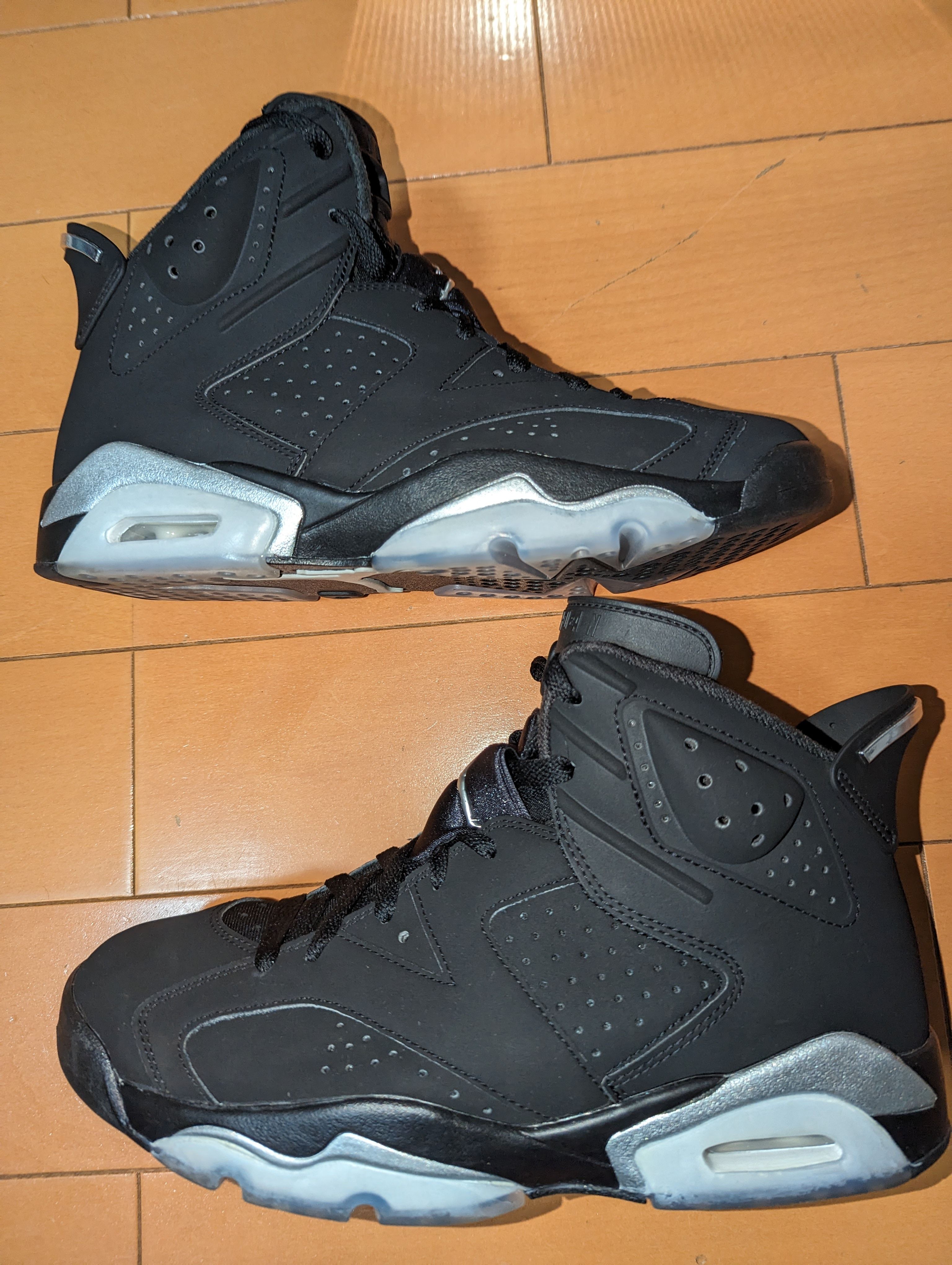 Nike Air Jordan 6 Retro "Metallic Silver"