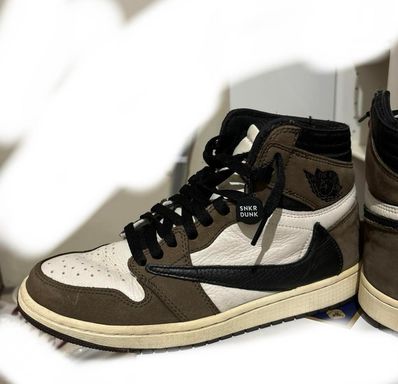Travis Scott × Nike Air Jordan 1 Retro High OG TS SP "Sail/Dark Mocha"
