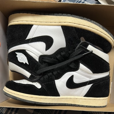 Nike Women's Air Jordan 1 Retro High OG "Black/White"