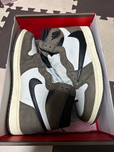 Travis Scott × Nike Air Jordan 1 Retro High OG TS SP "Sail/Dark Mocha"