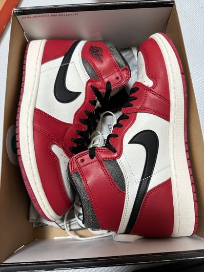 Nike Air Jordan 1 High OG "Lost & Found/Chicago"