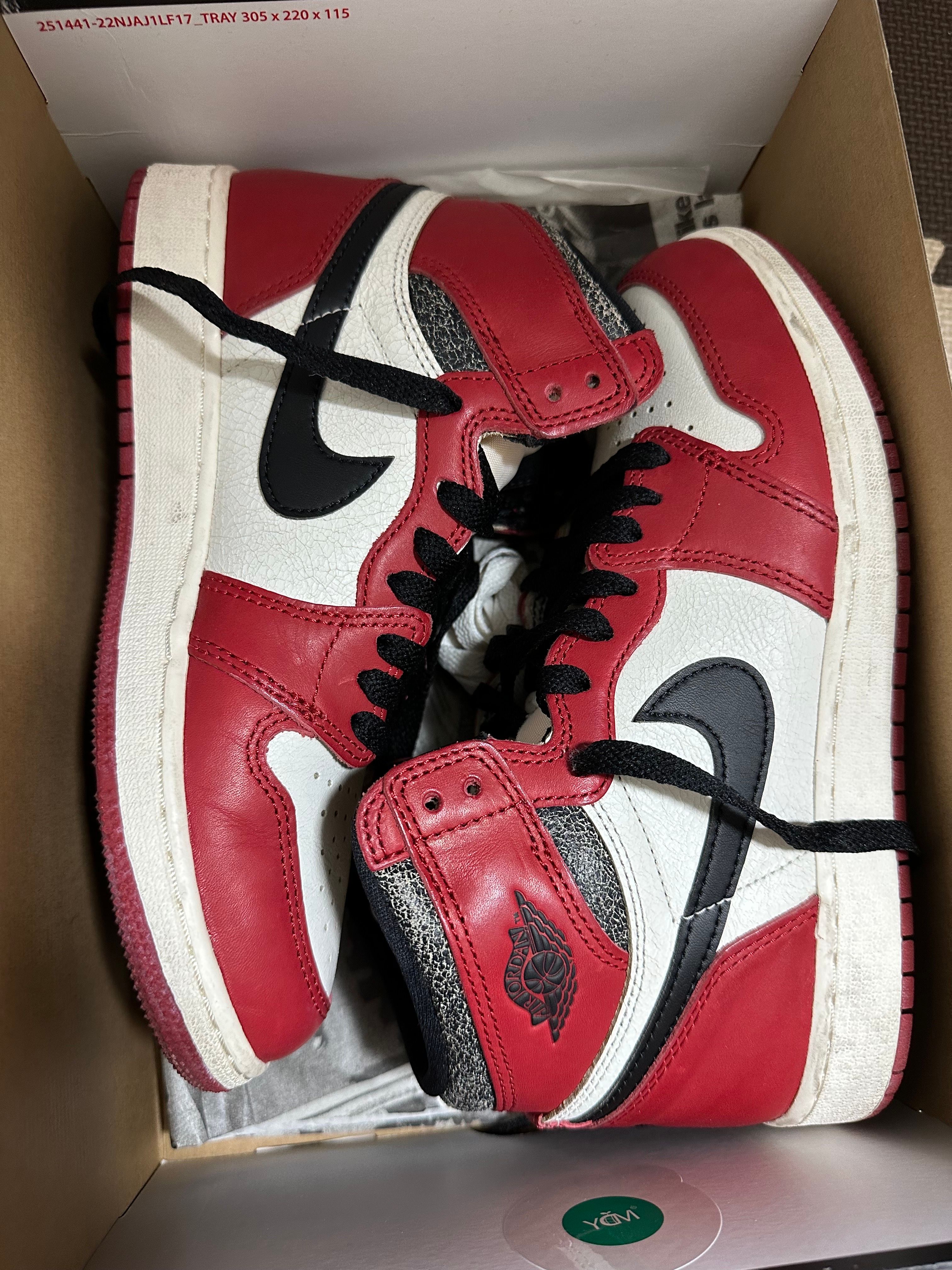 Nike GS Air Jordan 1 High OG "Lost & Found/Chicago"