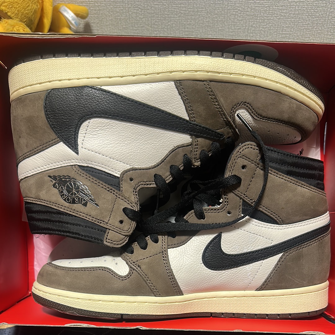 Travis Scott × Nike Air Jordan 1 Retro High OG TS SP "Sail/Dark Mocha"