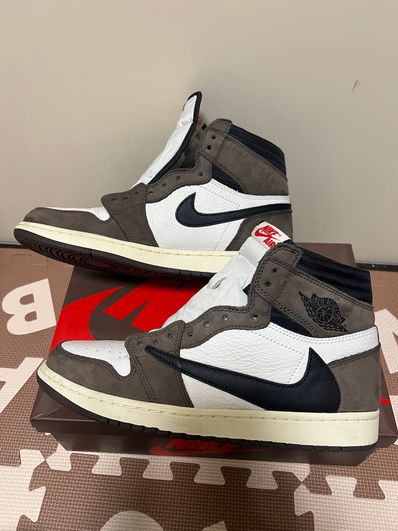 Travis Scott × Nike Air Jordan 1 Retro High OG TS SP "Sail/Dark Mocha"