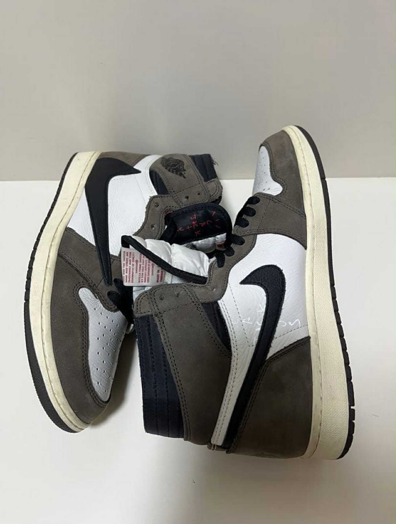 Travis Scott × Nike Air Jordan 1 Retro High OG TS SP "Sail/Dark Mocha"