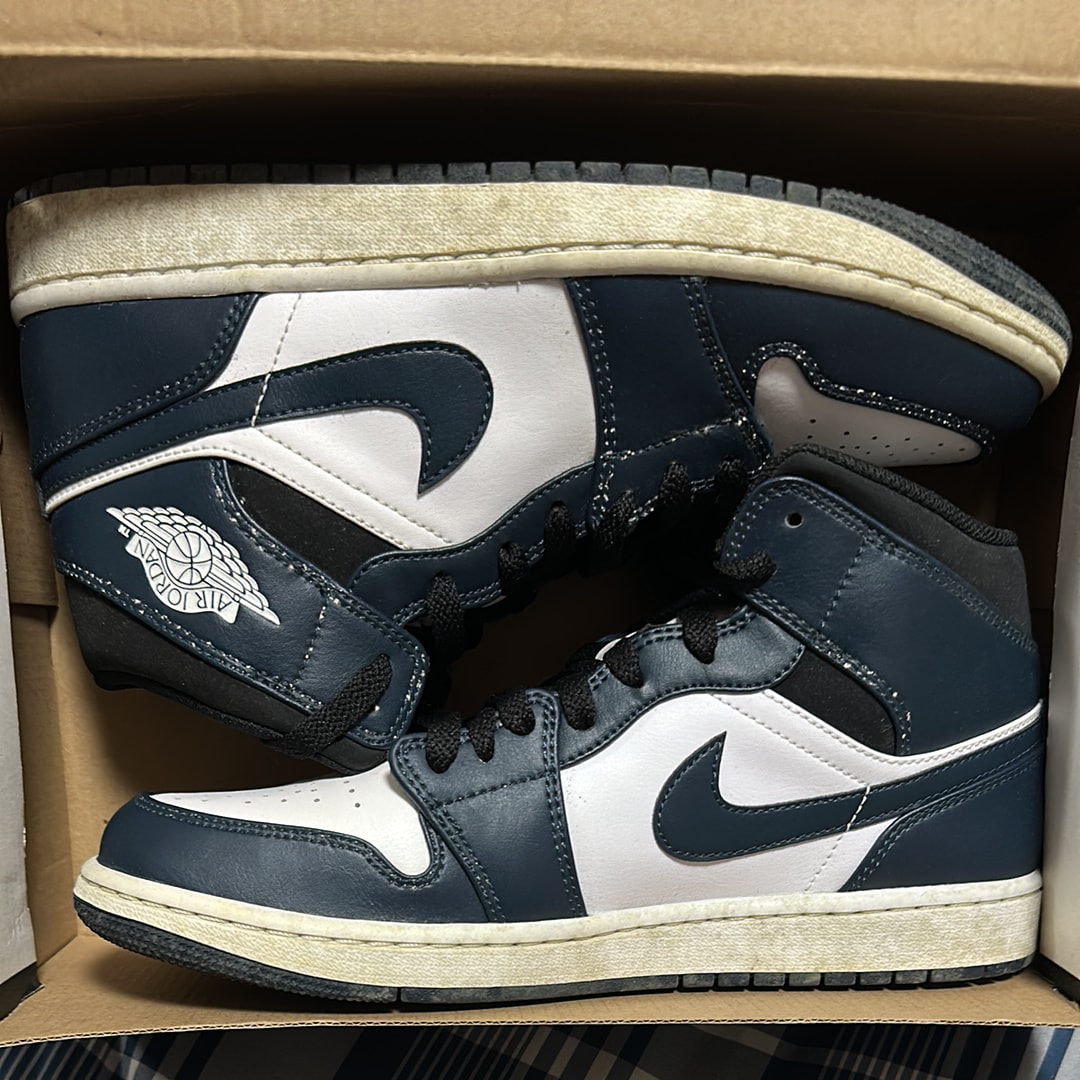 Nike Air Jordan 1 Mid "Dark Teal/Armory Navy"