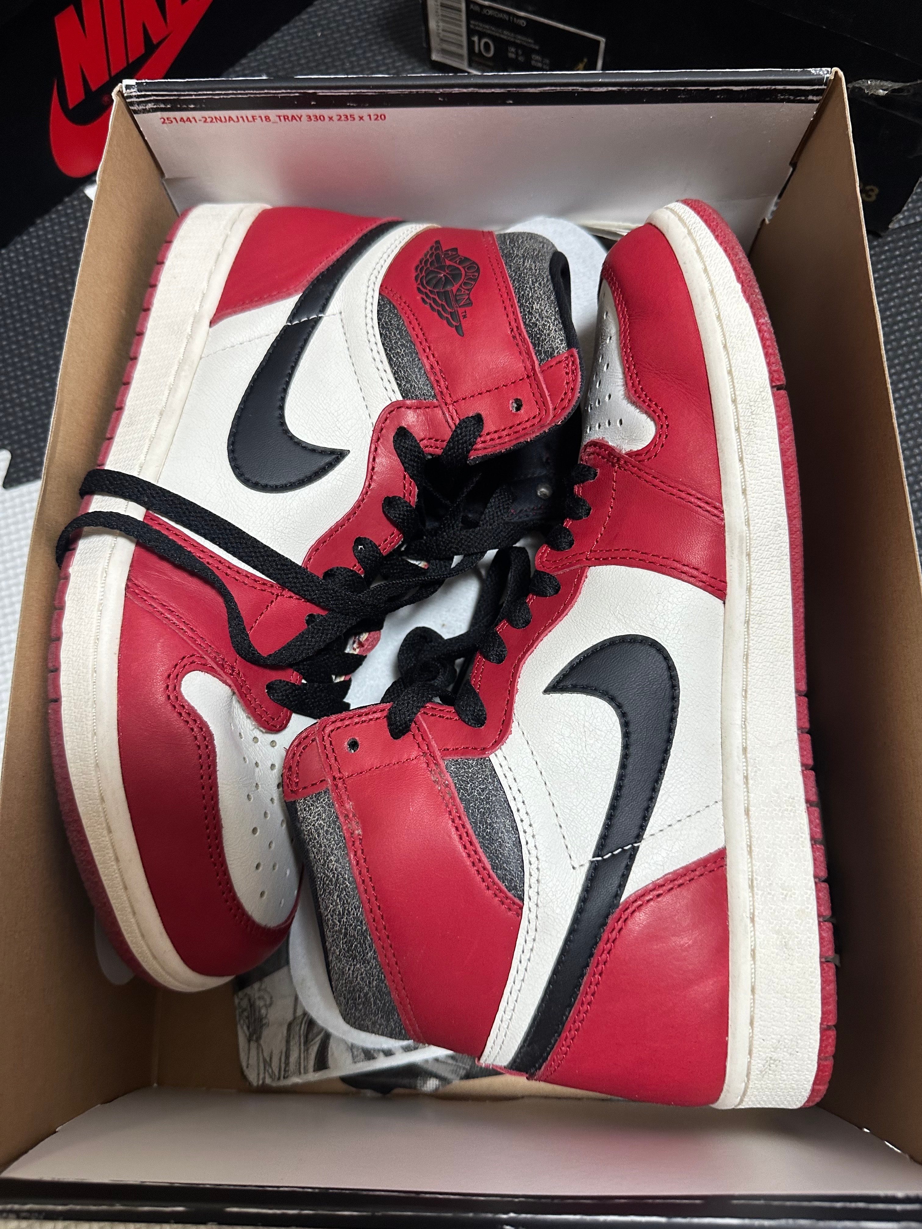 Nike Air Jordan 1 High OG "Lost & Found/Chicago"