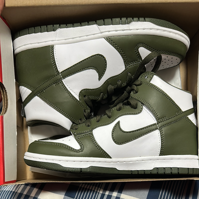 Nike GS Dunk High "Championship Khaki"