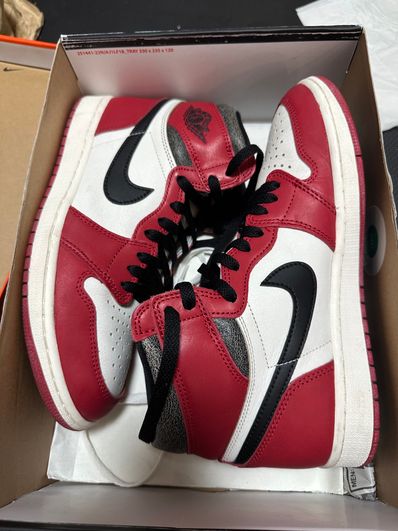 Nike Air Jordan 1 High OG "Lost & Found/Chicago"