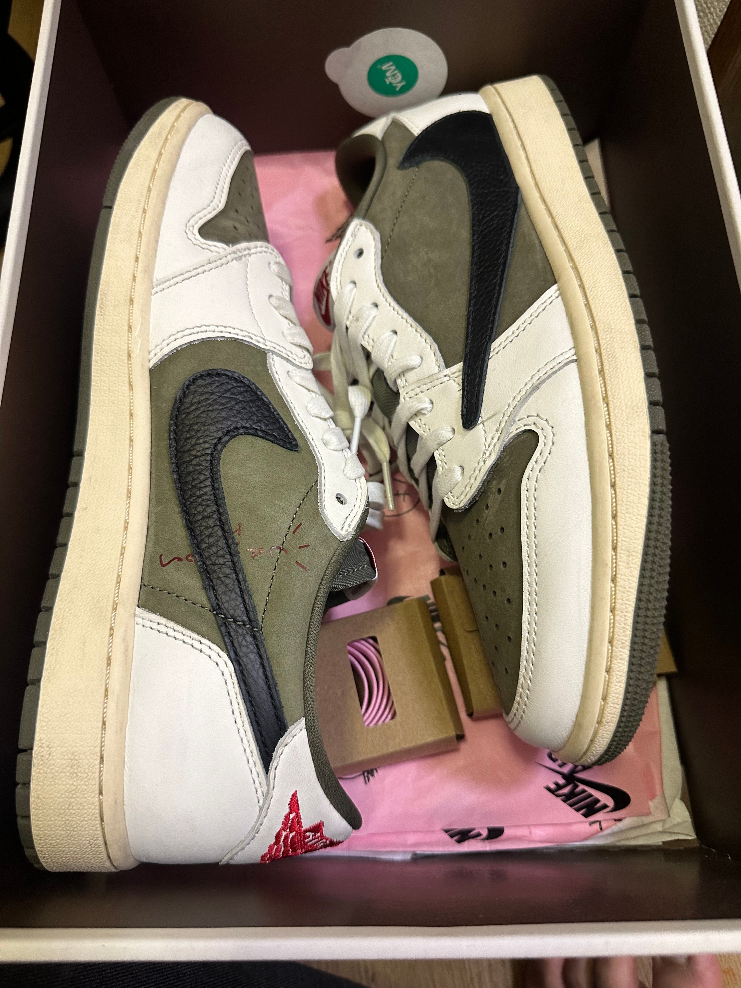 Travis Scott × Nike Air Jordan 1 Low OG SP "Reverse Olive"