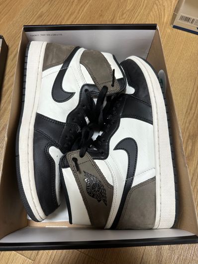 Nike Air Jordan 1 High OG "Sail/Dark Mocha/Black"