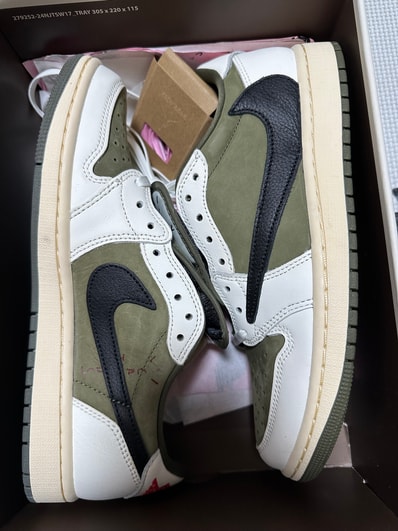 Travis Scott × Nike Air Jordan 1 Low OG SP "Reverse Olive"