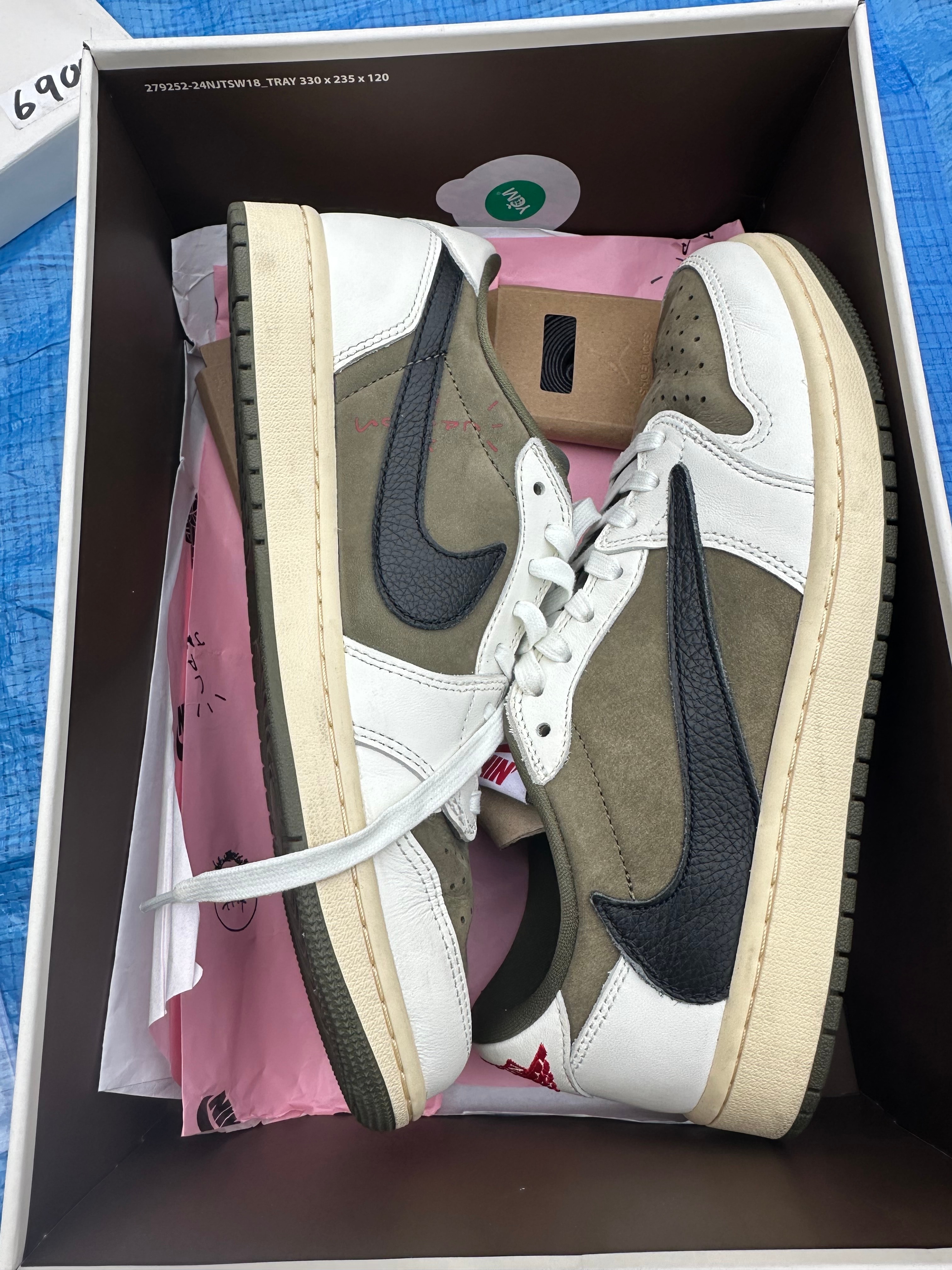 Travis Scott × Nike Air Jordan 1 Low OG SP "Reverse Olive"