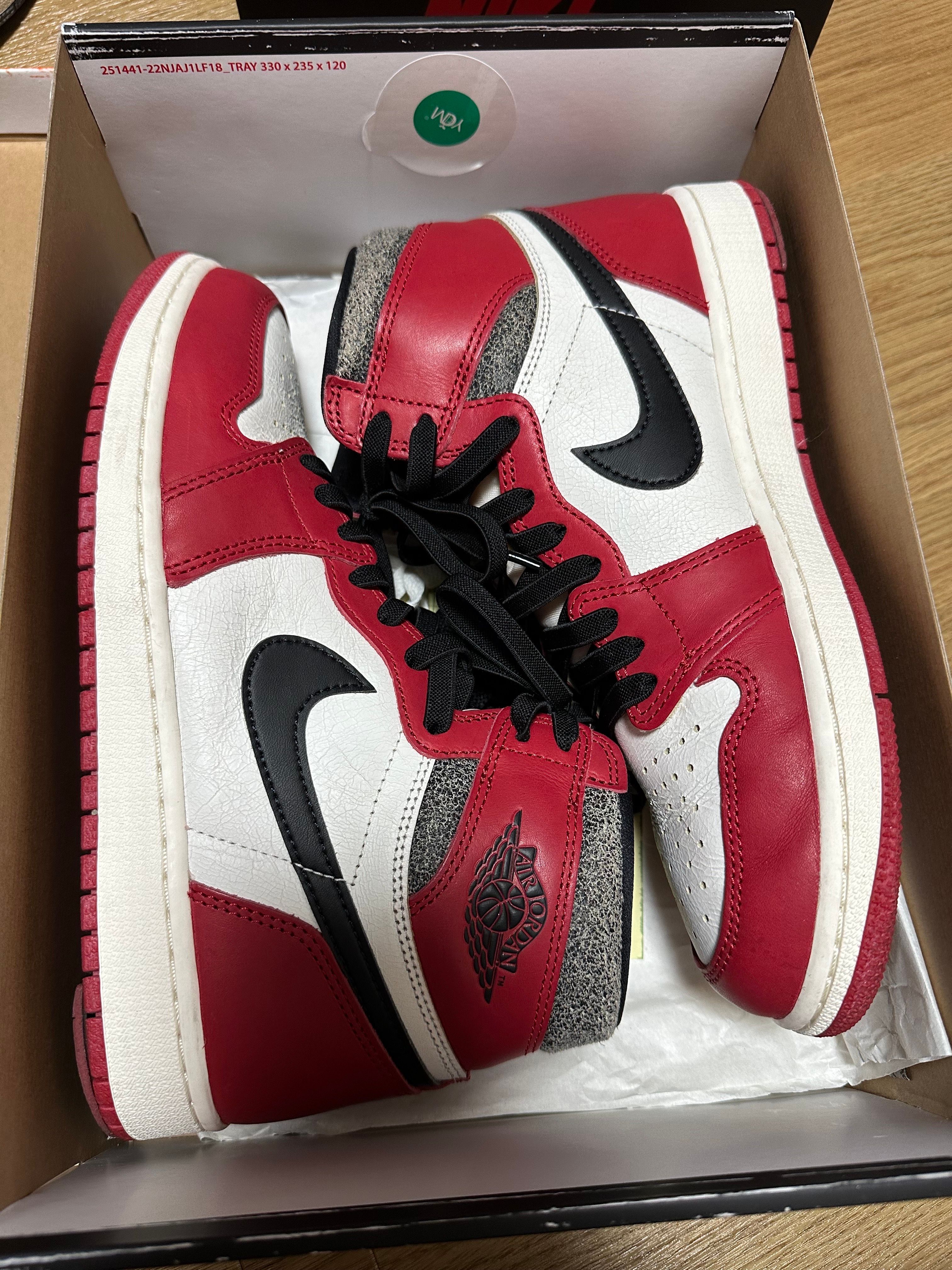 Nike Air Jordan 1 High OG "Lost & Found/Chicago"