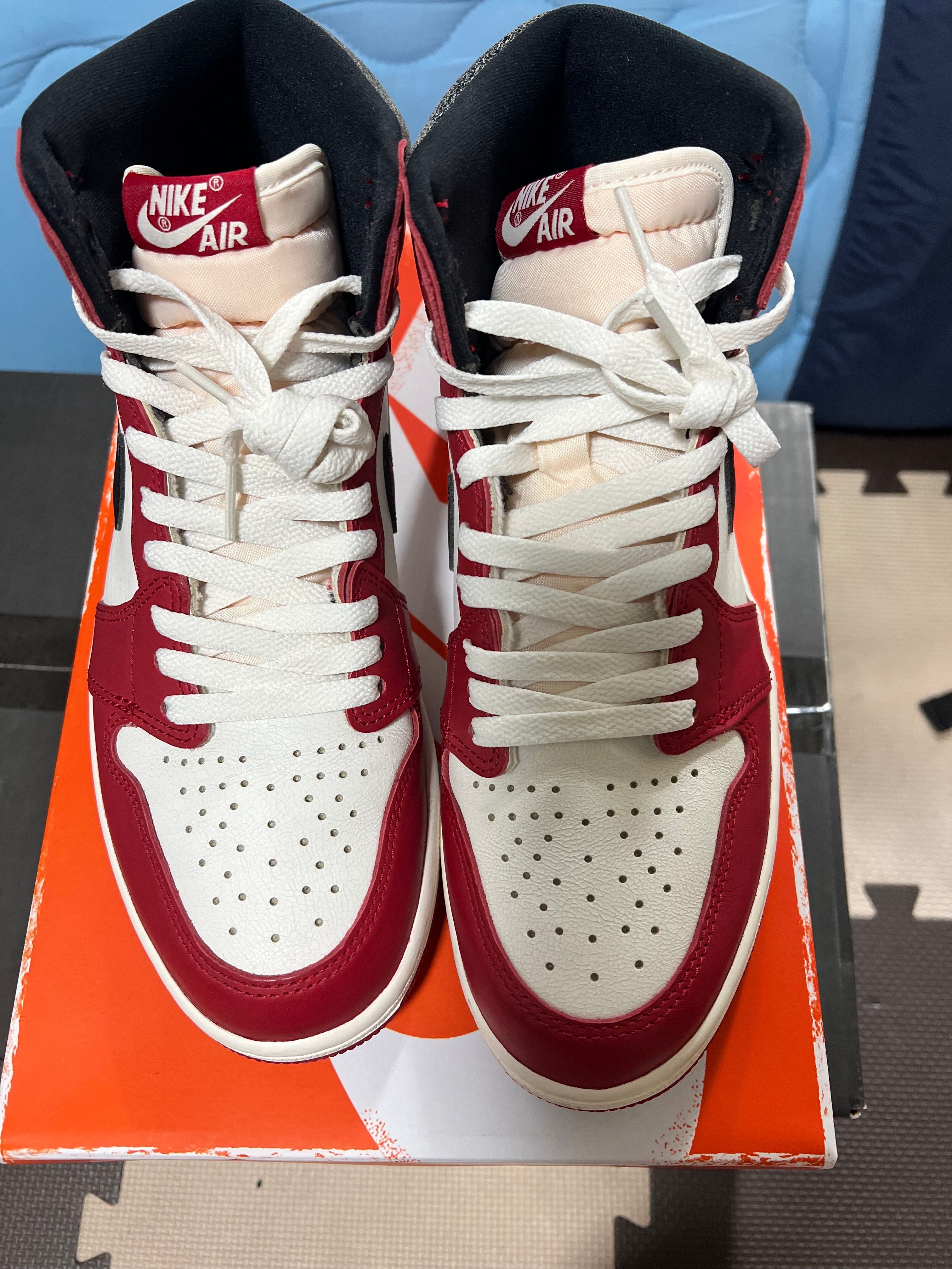 Nike Air Jordan 1 High OG "Lost & Found/Chicago"