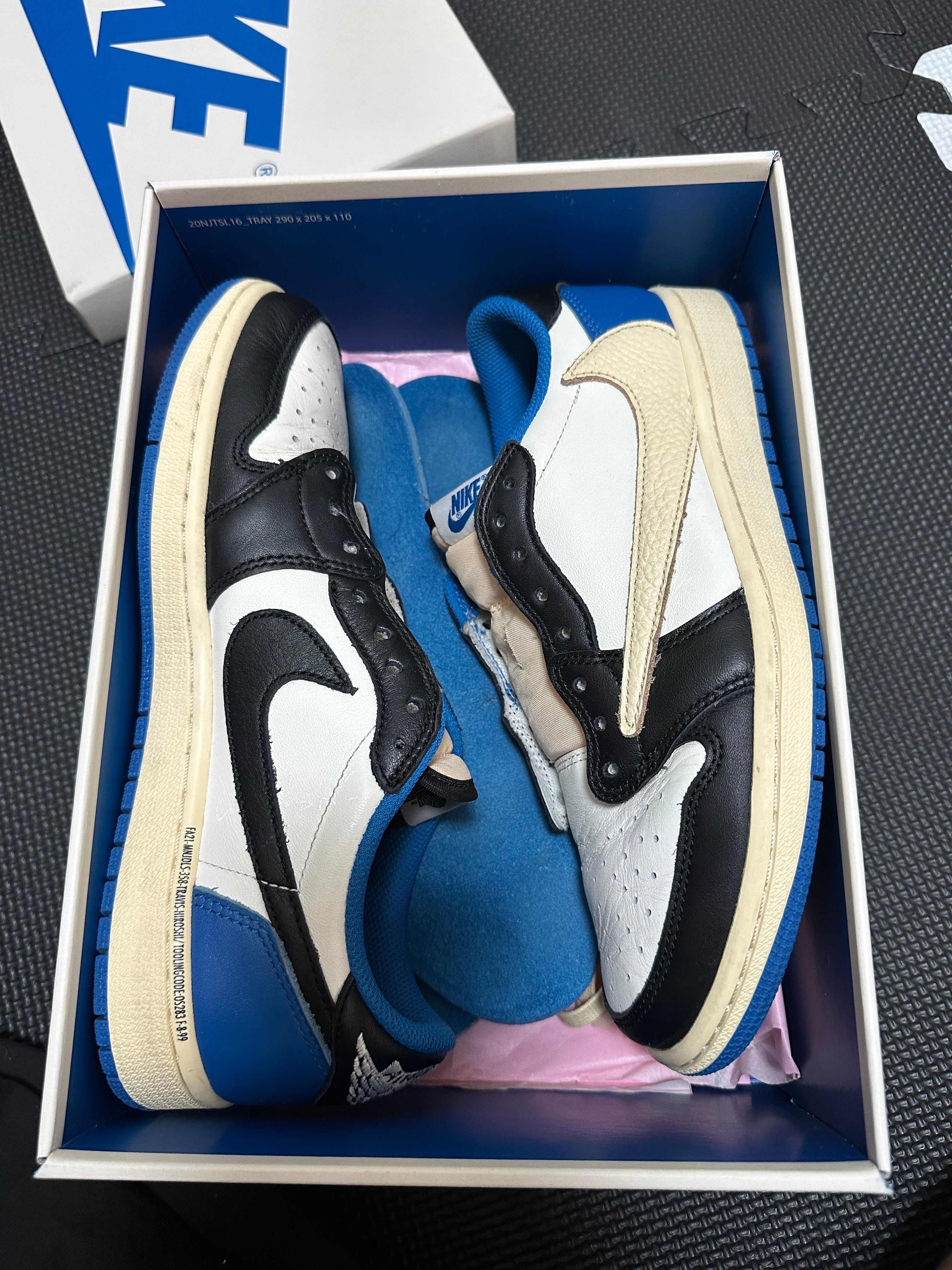 Travis Scott × fragment design × Nike Air Jordan 1 Low OG SP "Military Blue"