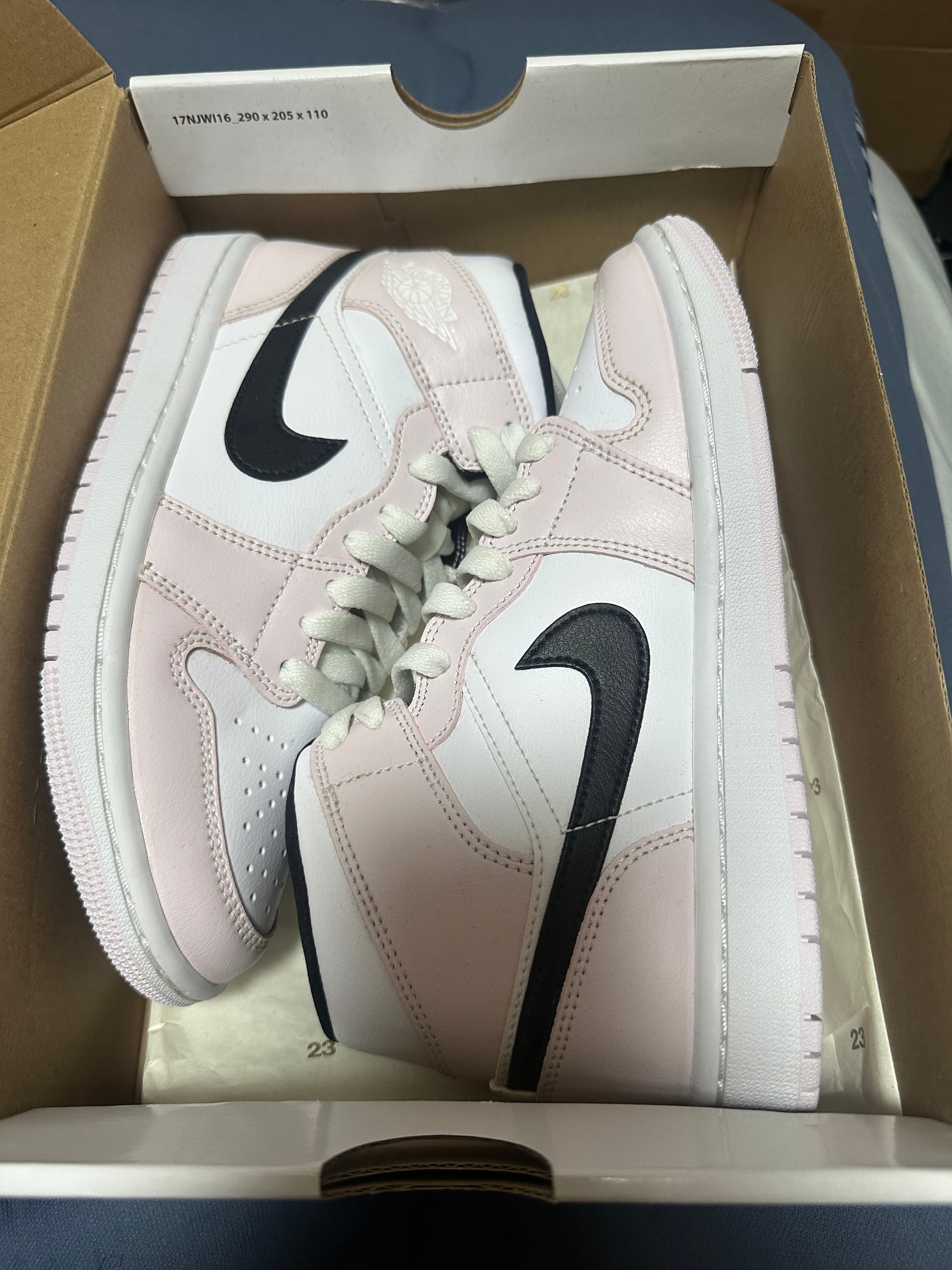 Nike Women's Air Jordan 1 Mid "Light Violet/White/Black"