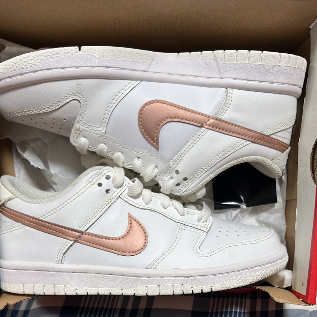 Nike GS Dunk Low "White/Rose Pink"