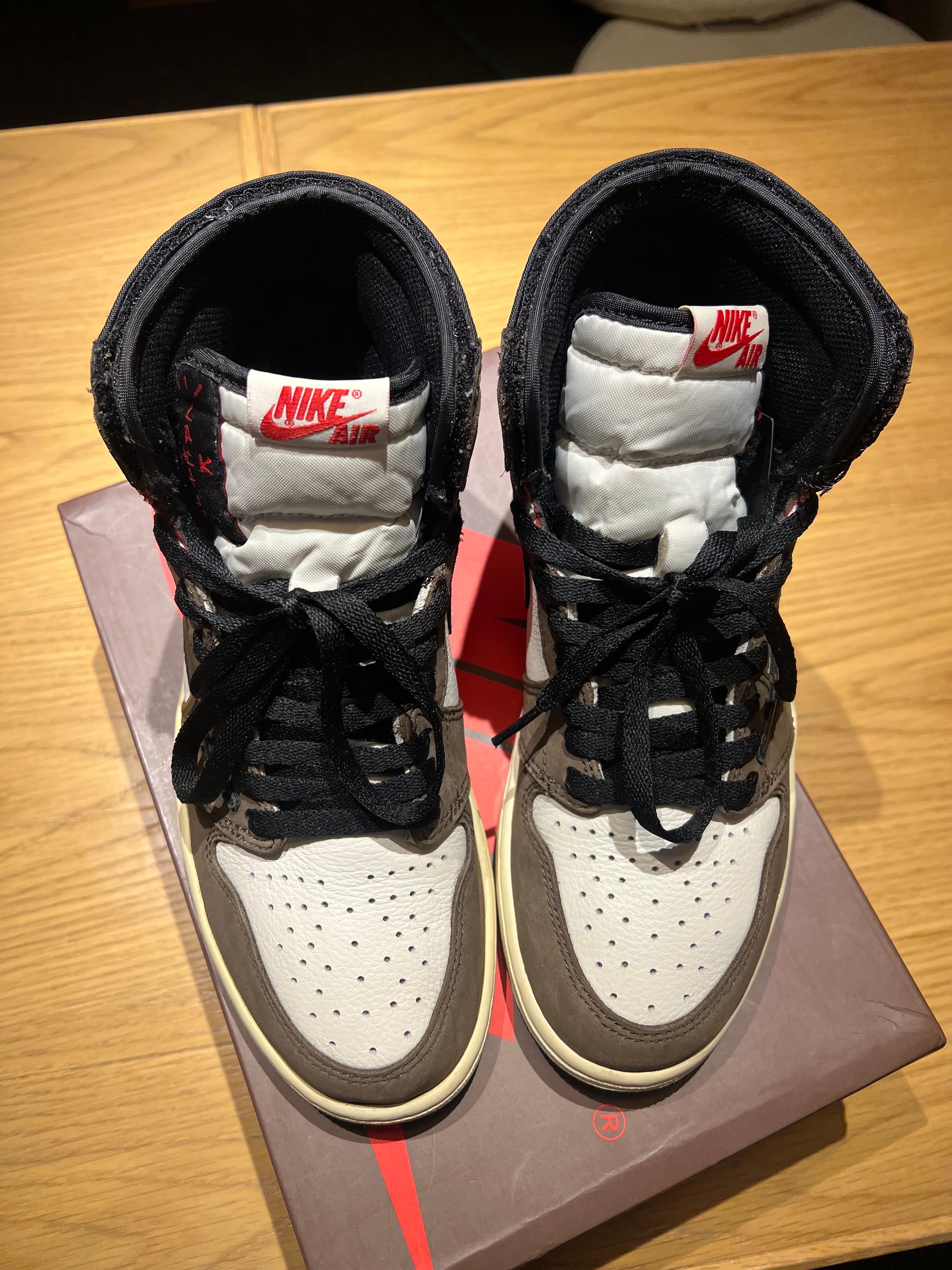 Travis Scott × Nike Air Jordan 1 Retro High OG TS SP "Sail/Dark Mocha"