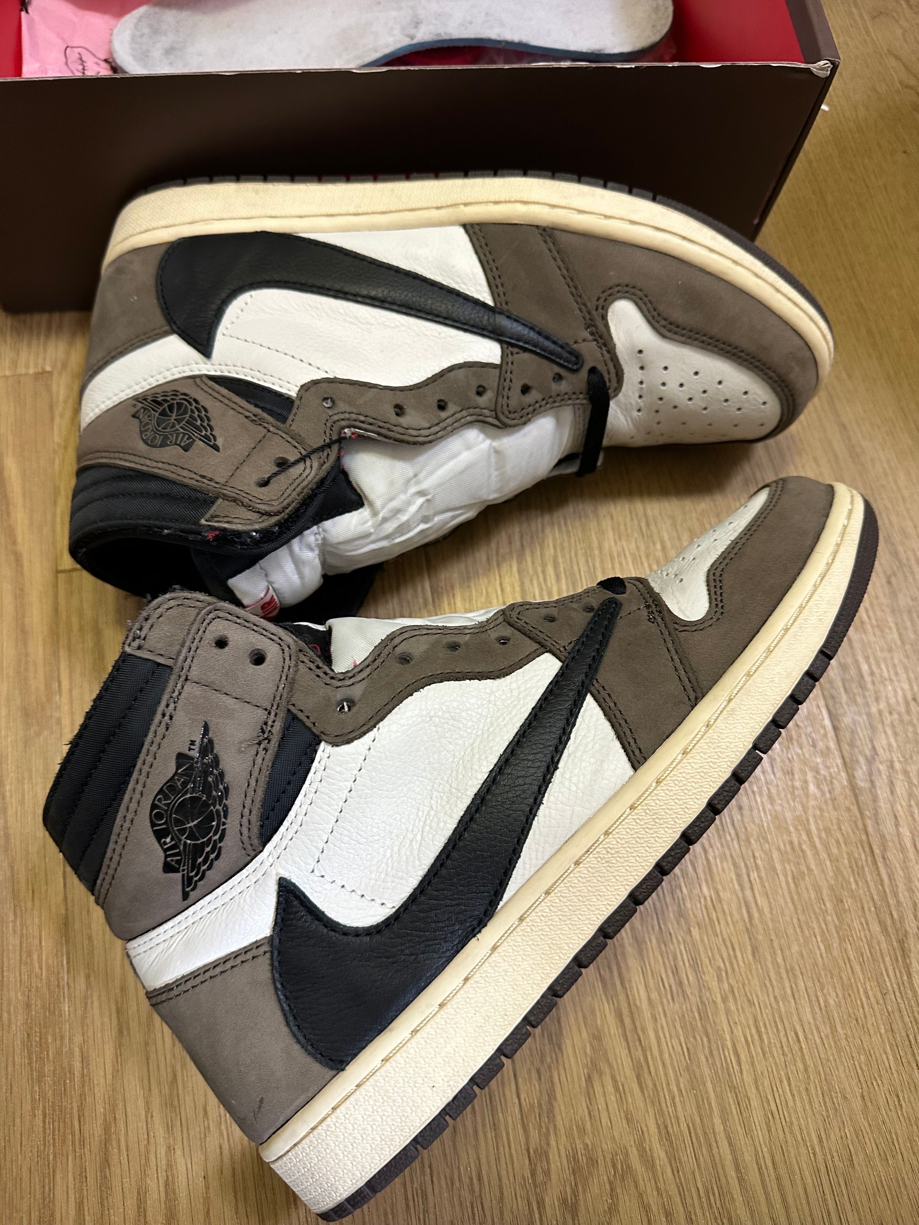 Travis Scott × Nike Air Jordan 1 Retro High OG TS SP "Sail/Dark Mocha"
