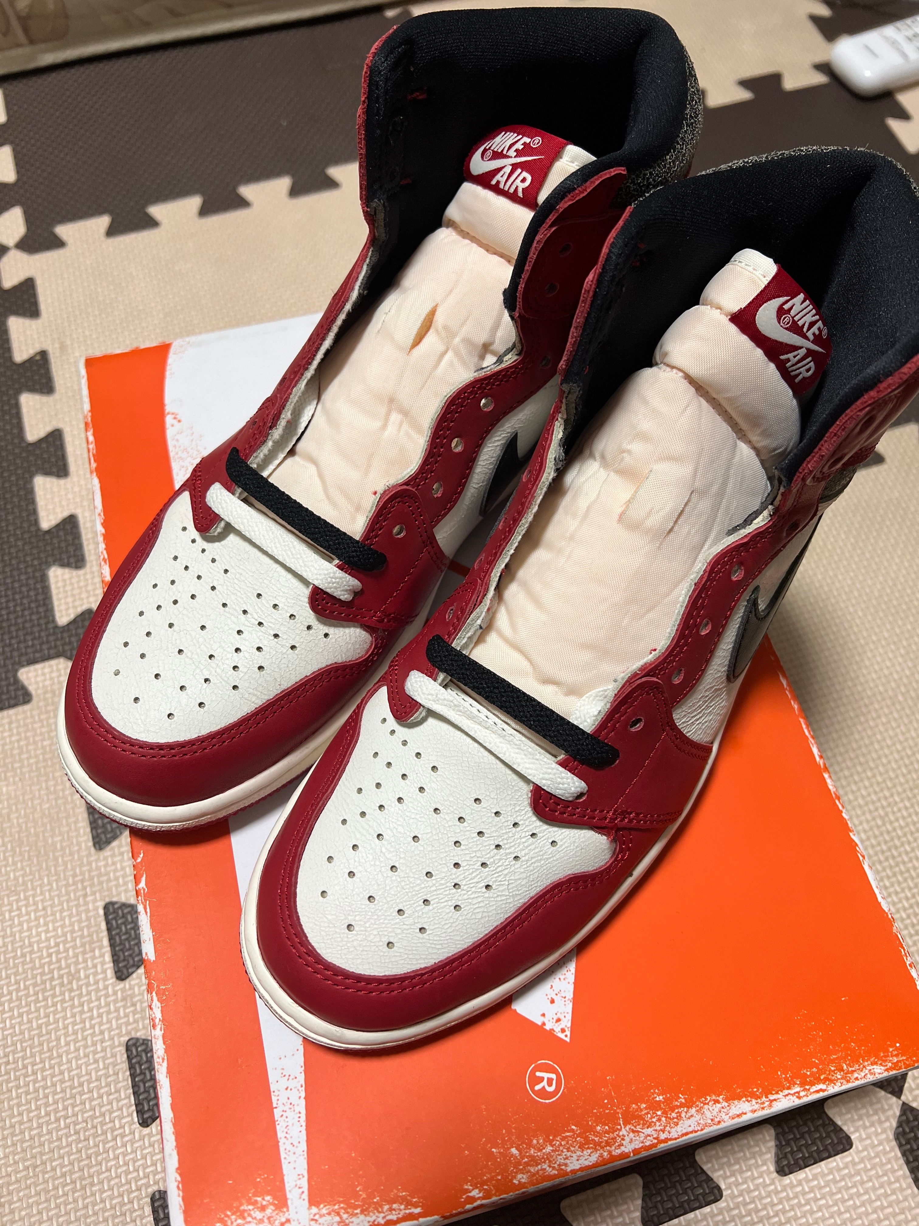Nike Air Jordan 1 High OG "Lost & Found/Chicago"